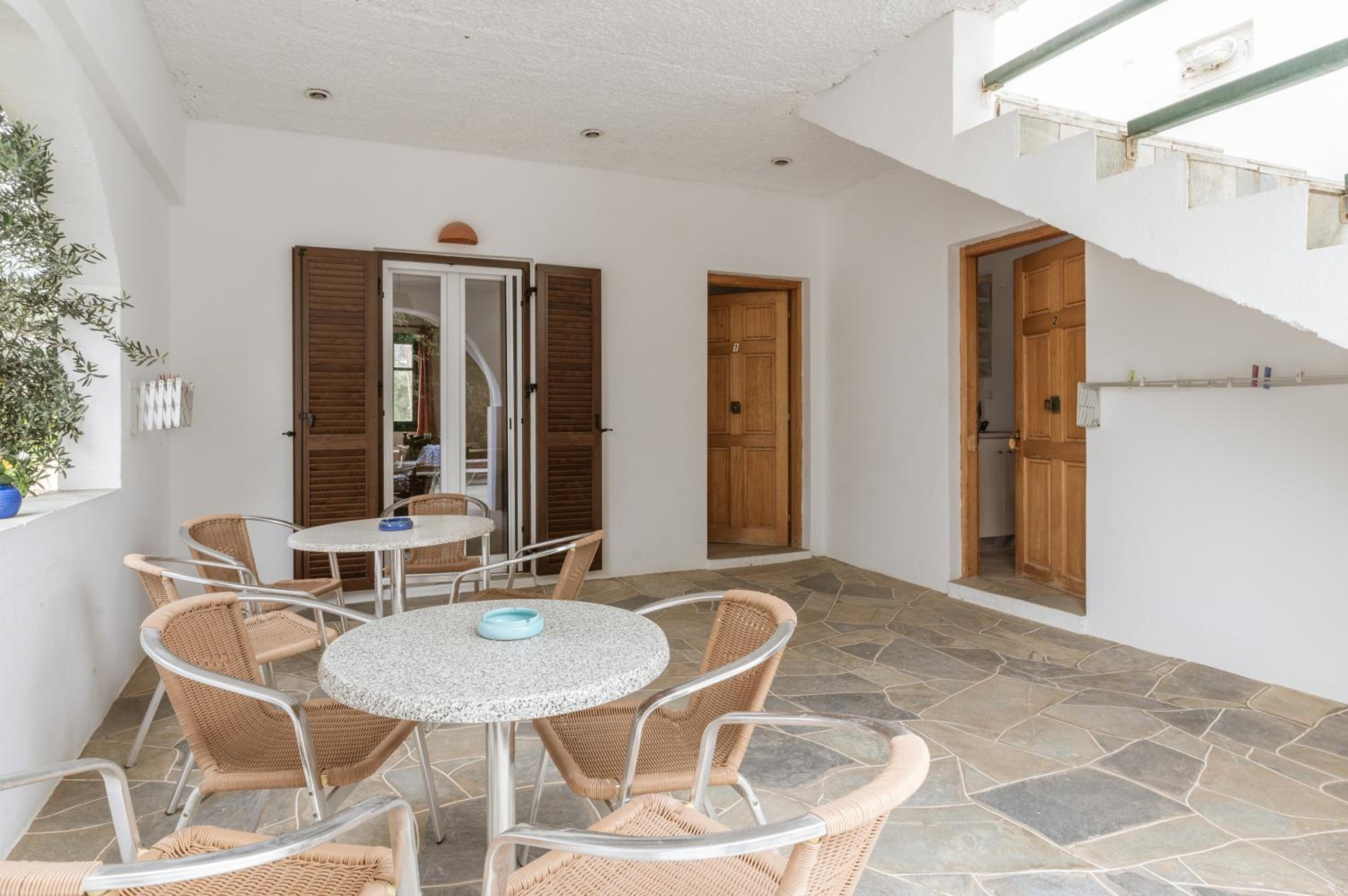 Superior One-Bedroom Apartment With Balcony photo 2