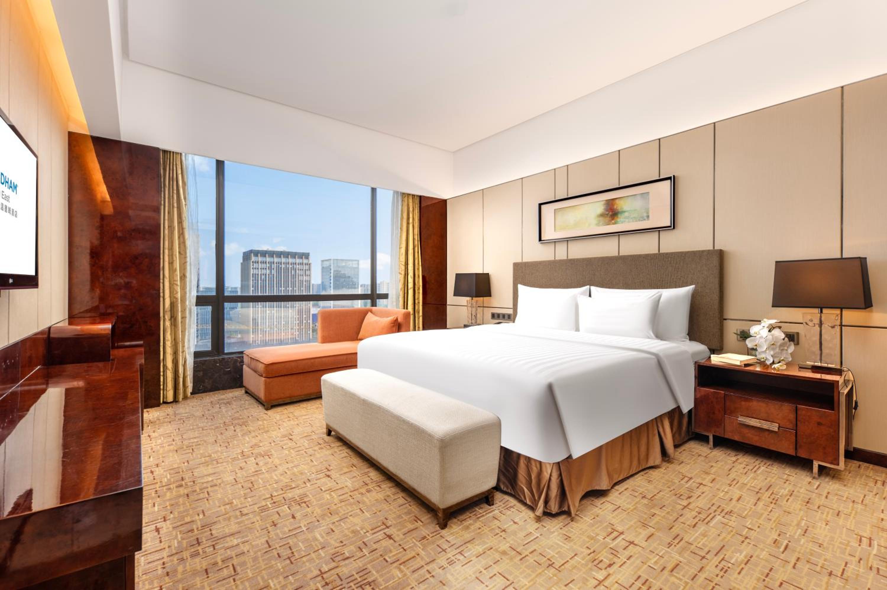 Executive Suite photo 3