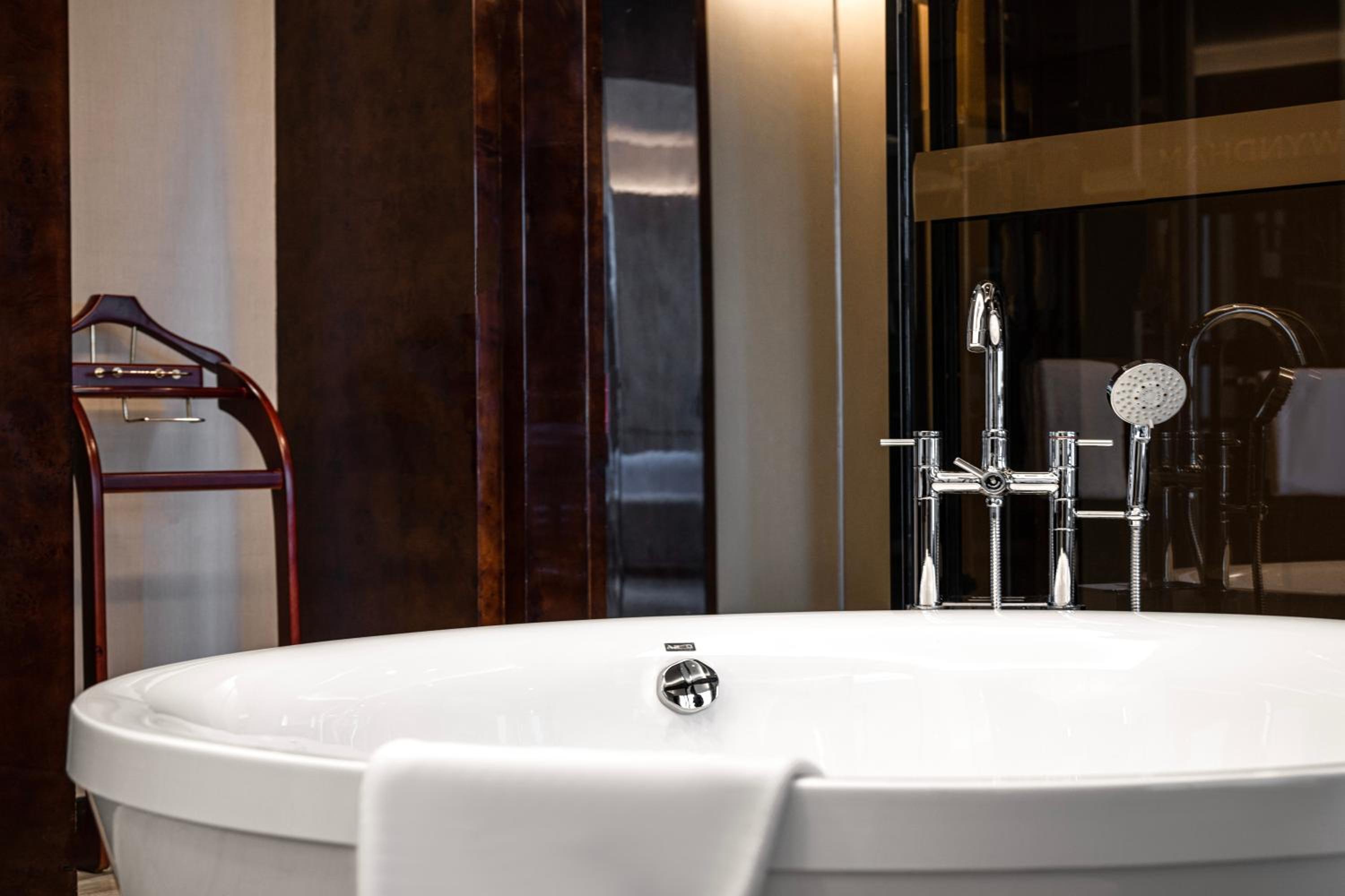 Executive Business Double Room photo 2