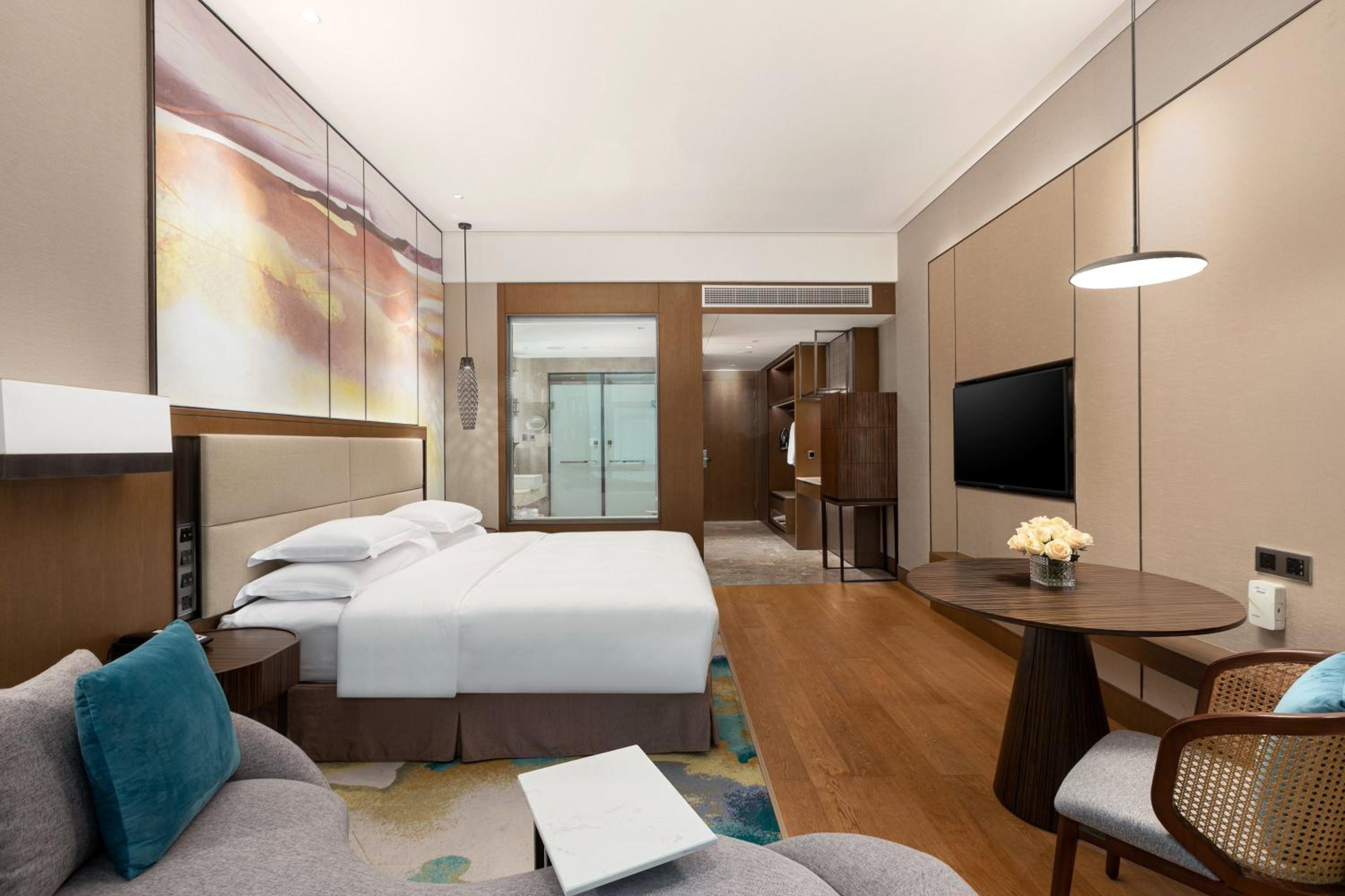 Standard King Room - Photo 3