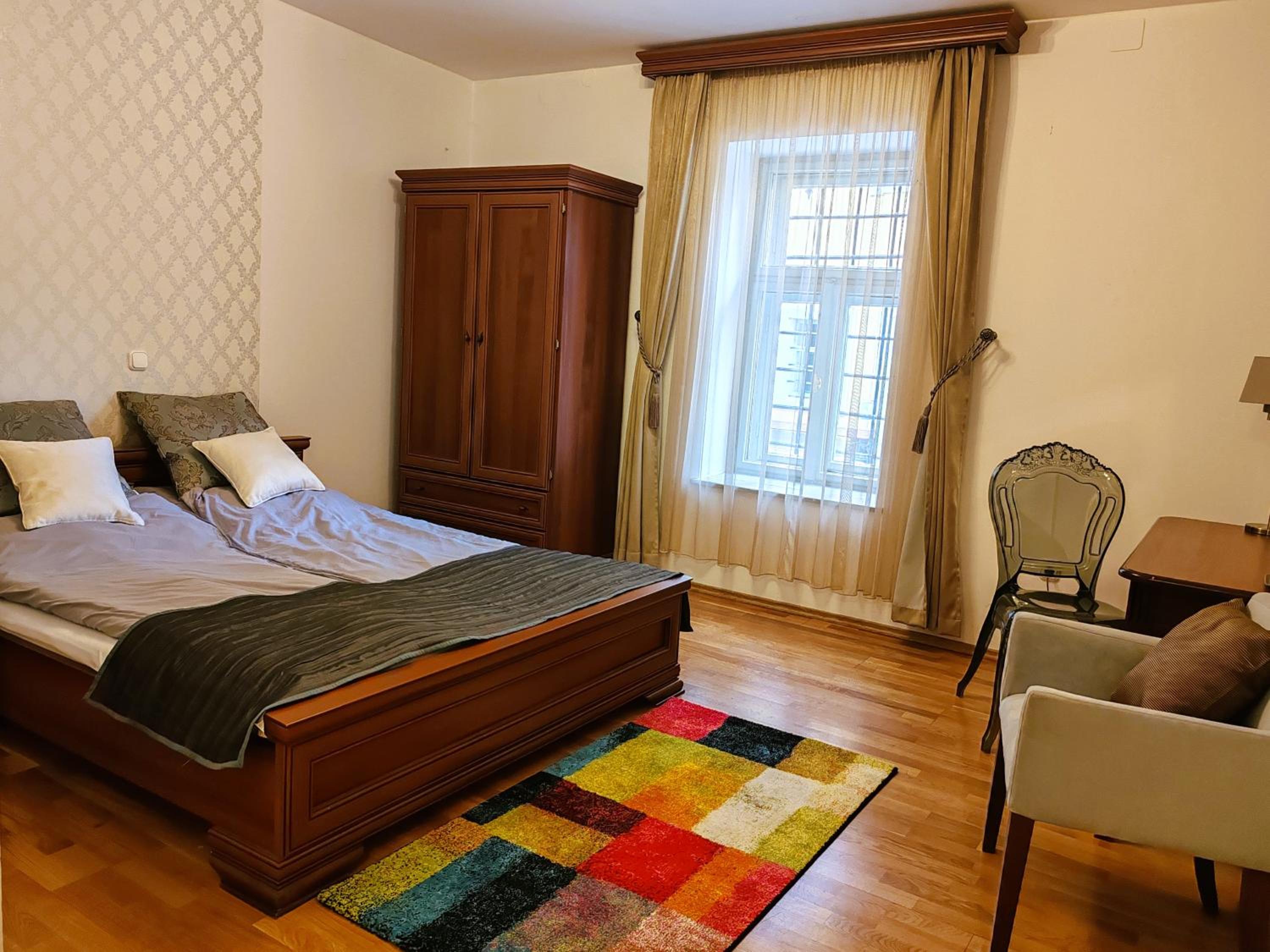 Deluxe Double Room with Shower photo 1