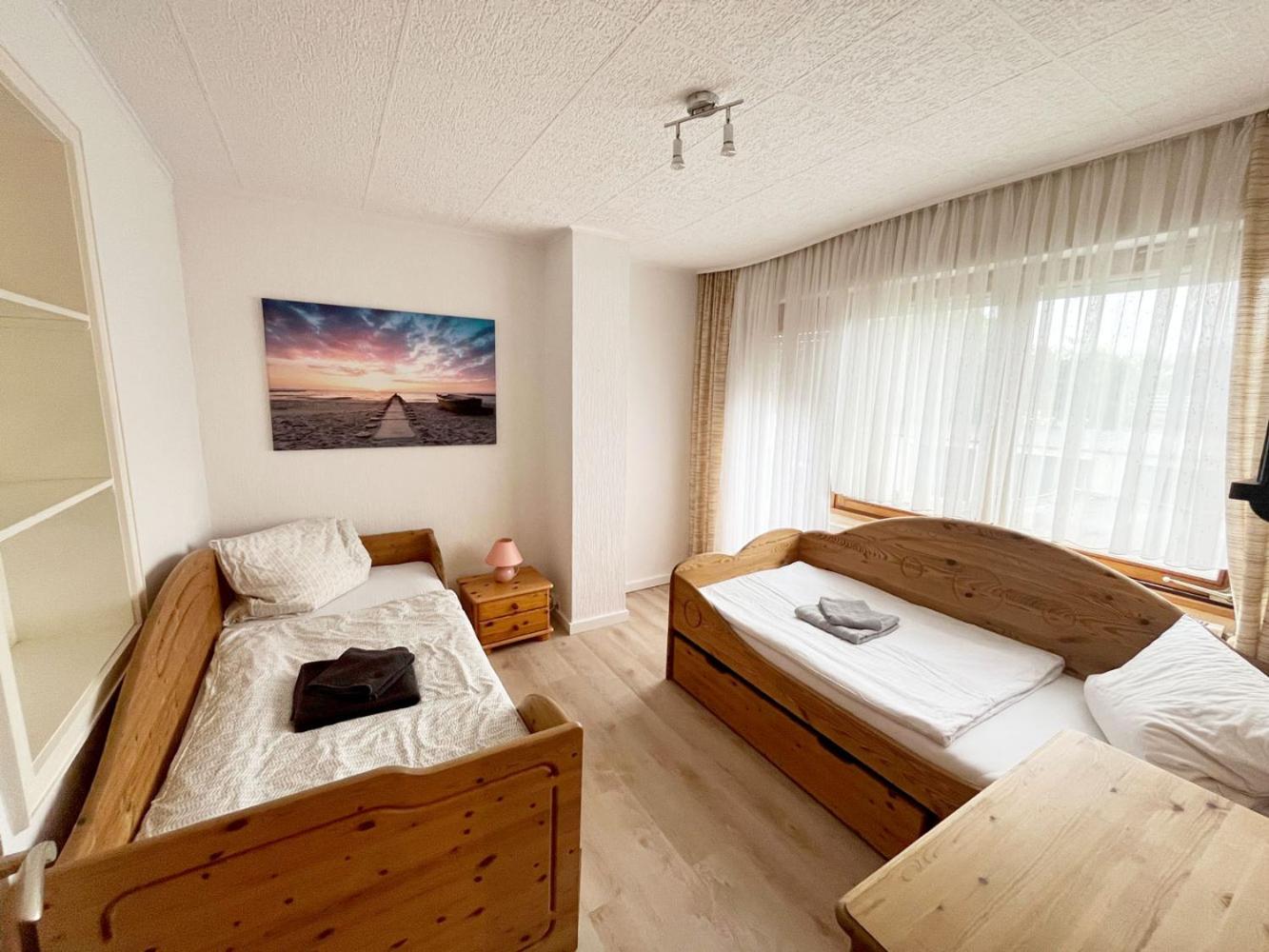 Apartment photo 2