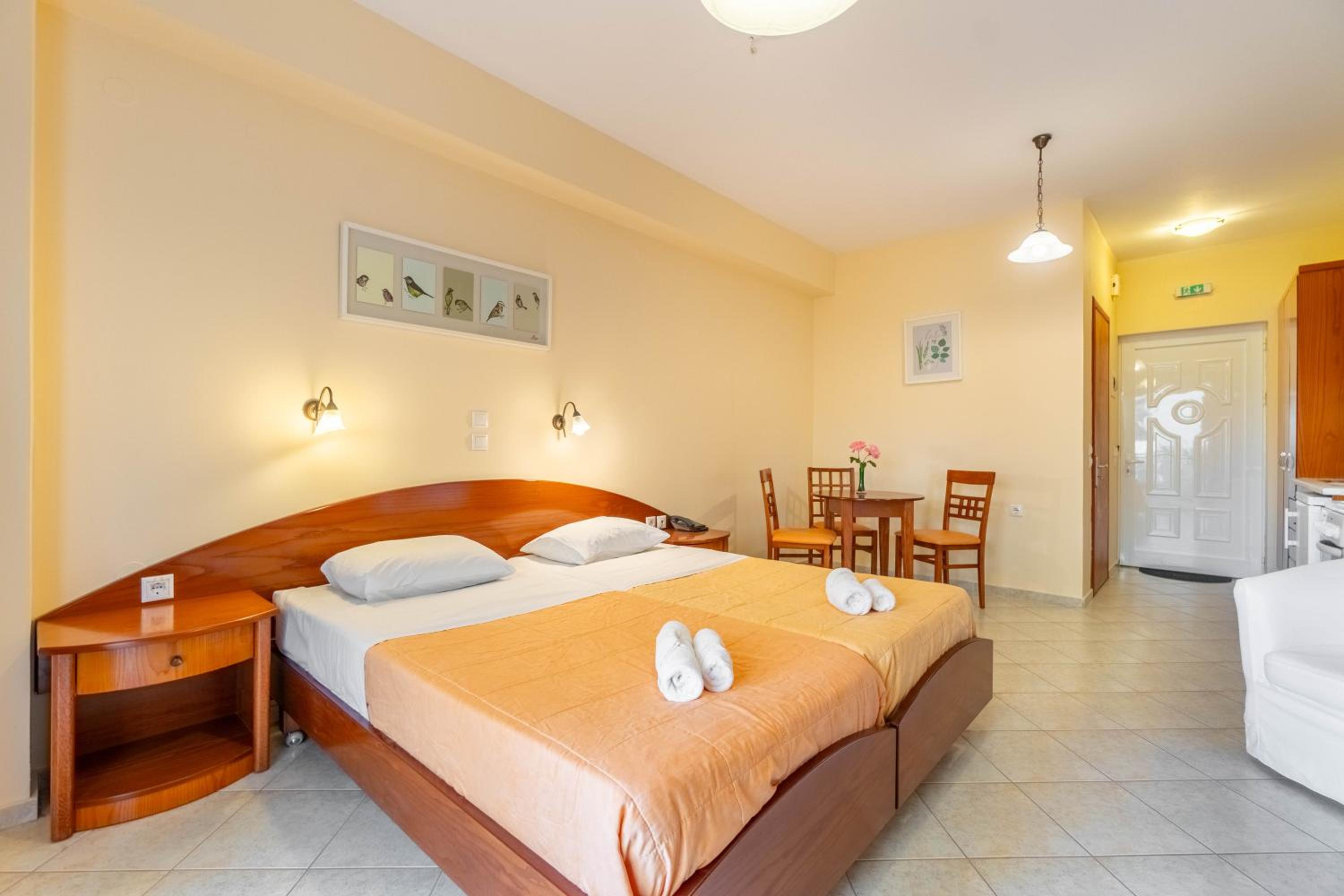 Double Room with Garden View photo 3