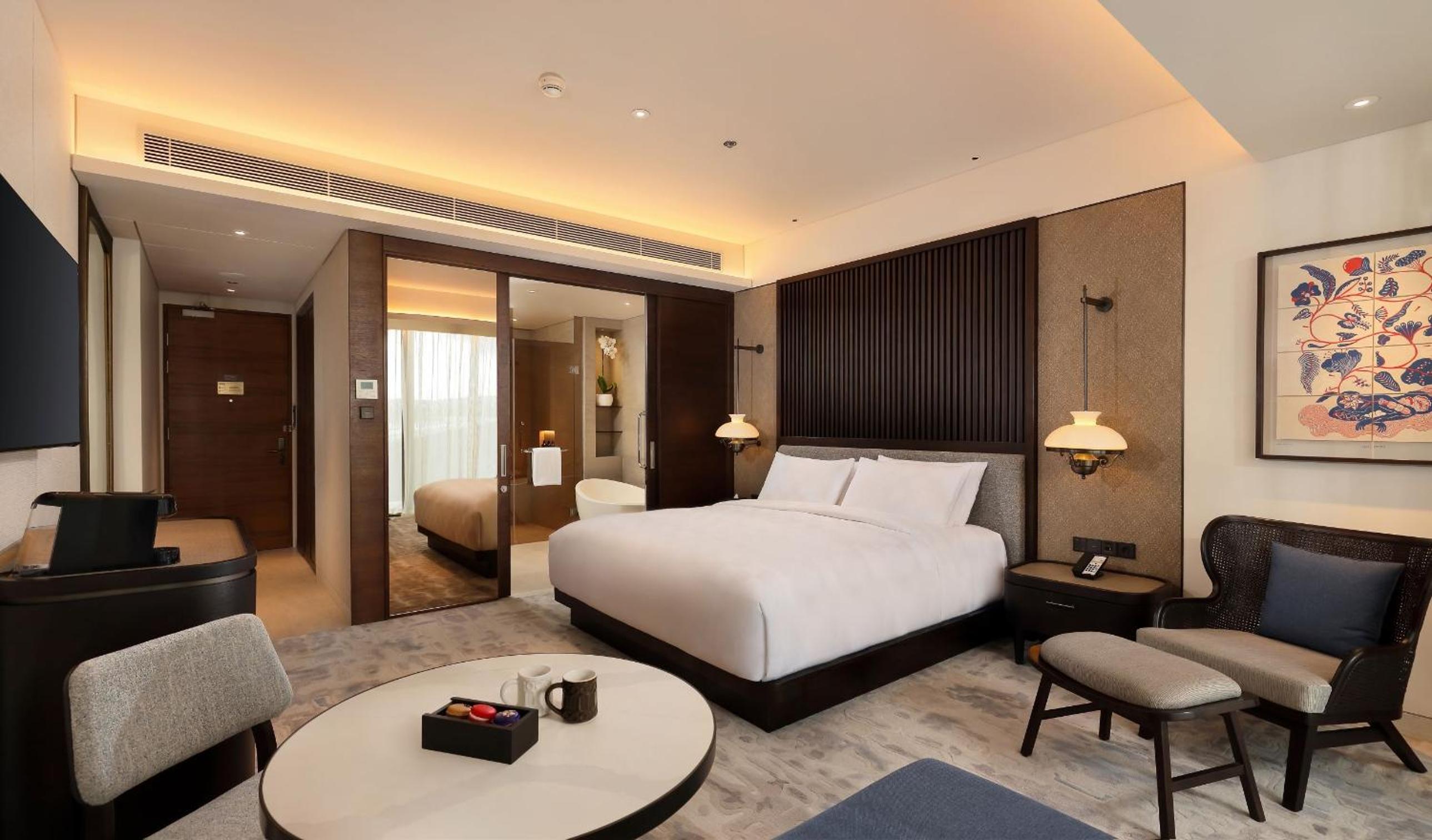 Grand Deluxe Balcony - Photo 1