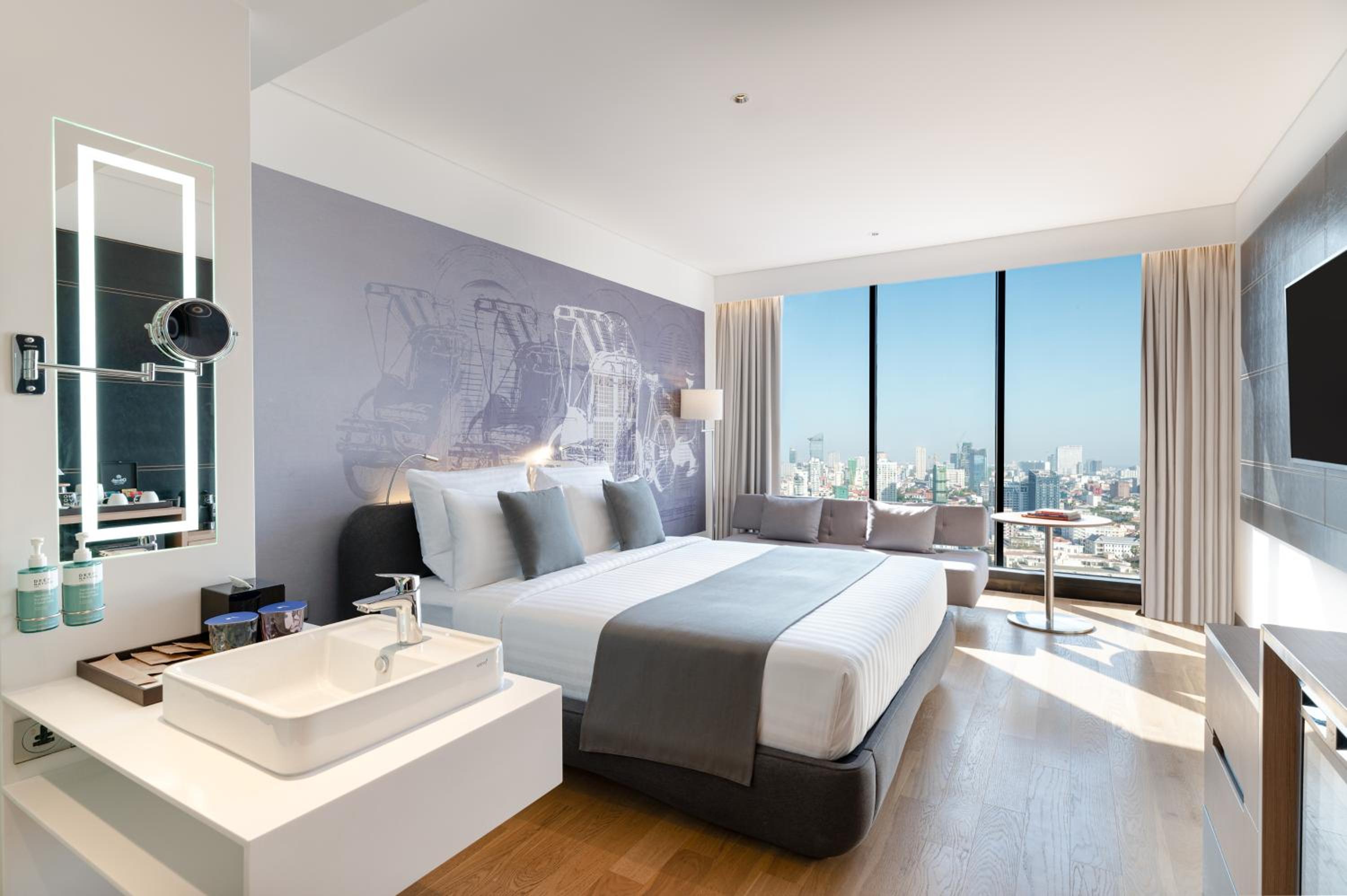 Executive King Room - Photo 8