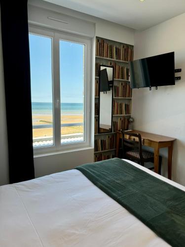 Double Room with Sea View - Photo 4