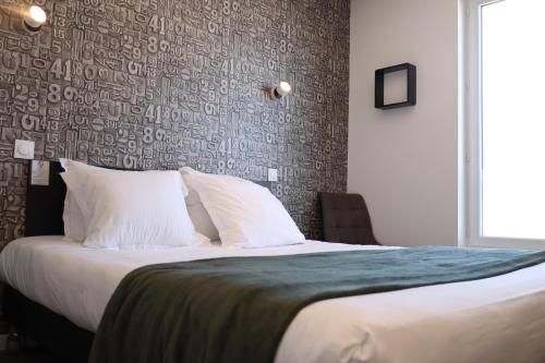 Double Room with Sea View - Photo 1
