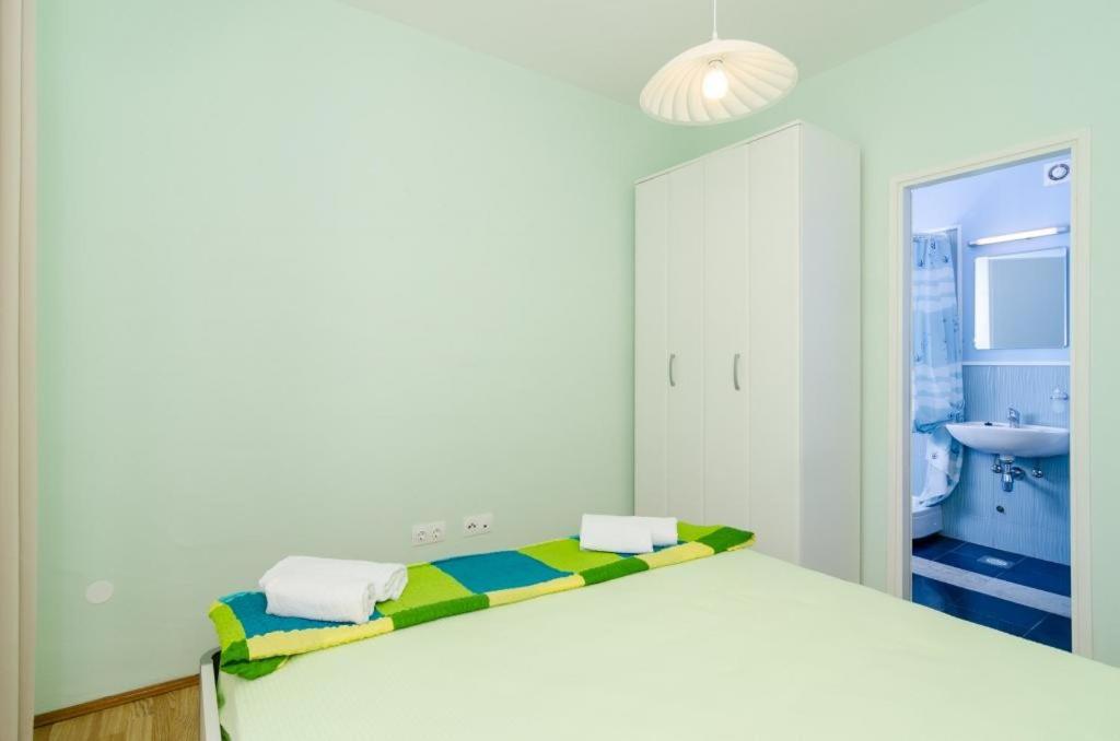 Standard One-Bedroom Apartment with Terrace and Garden View photo 1