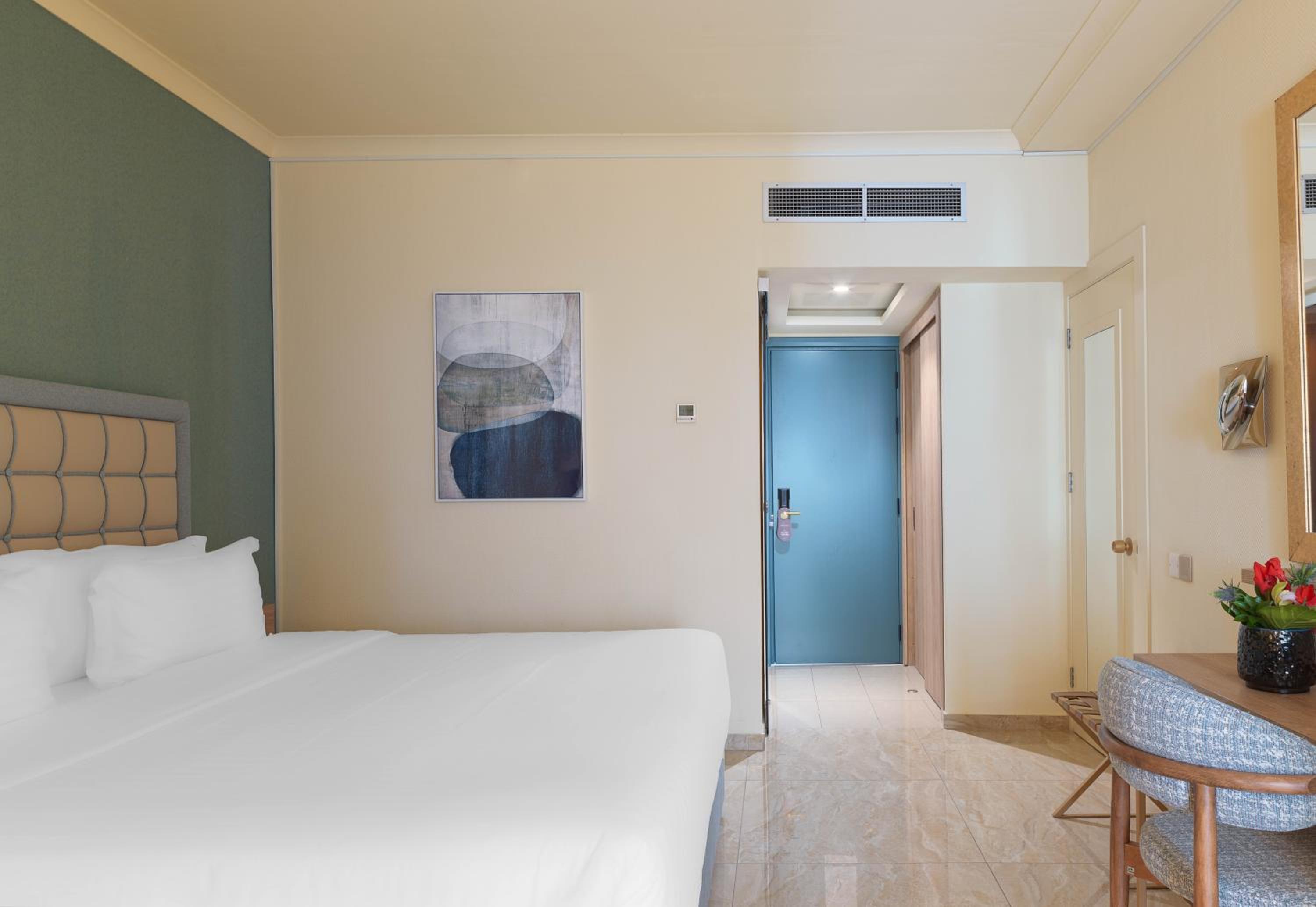Swim Up Junior Suite - Photo 2