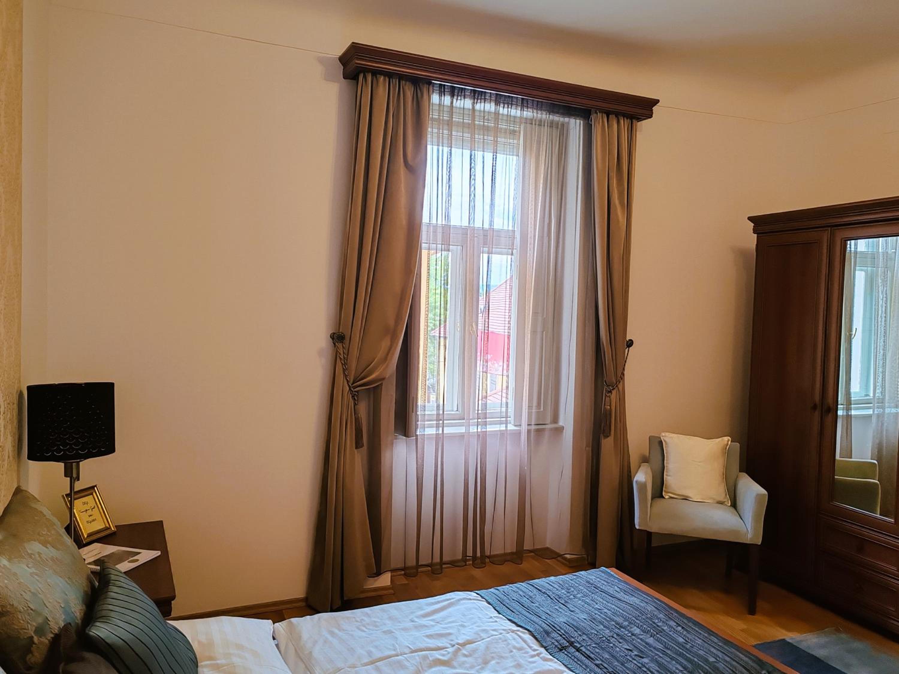 Deluxe Double Room with Bath photo 3