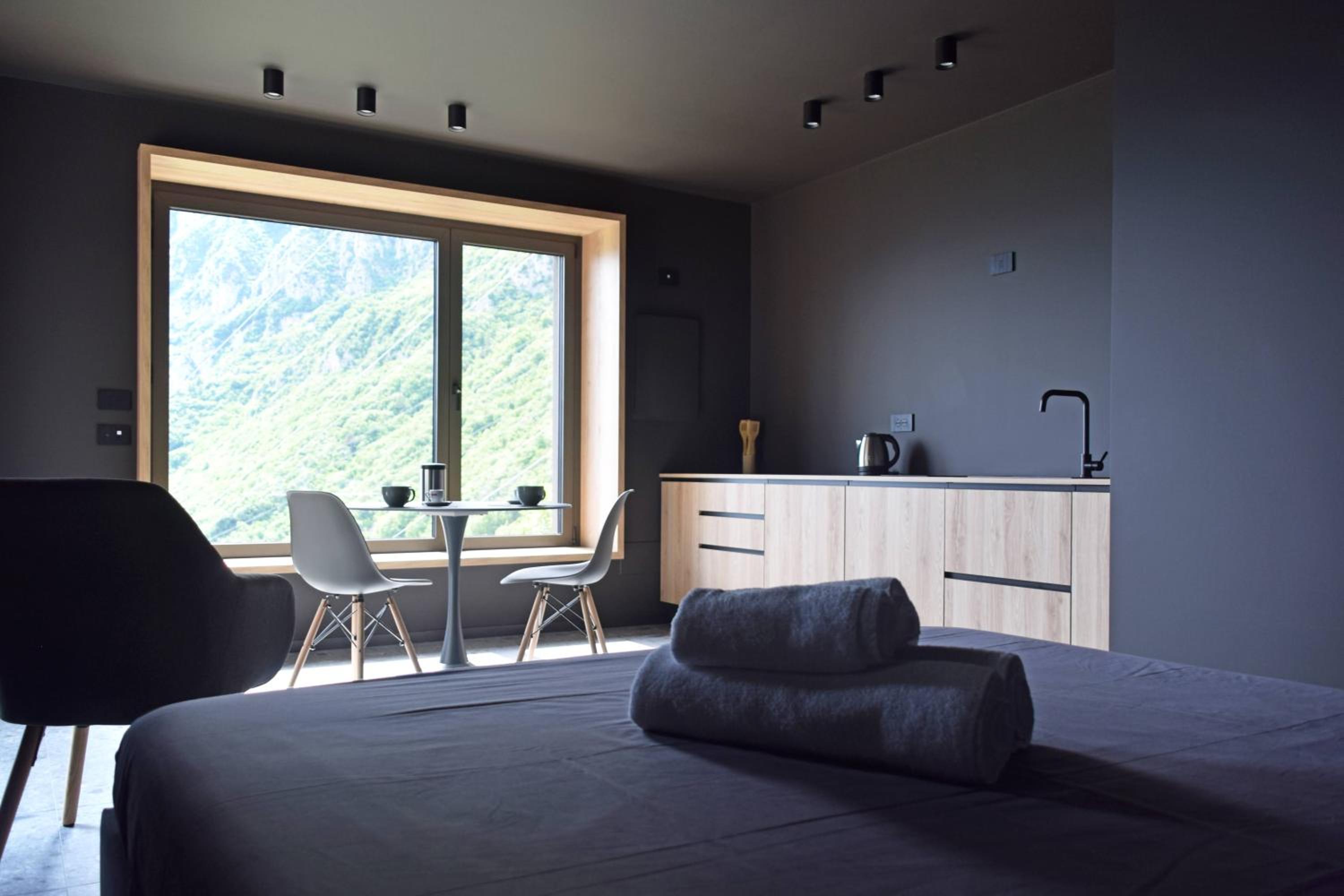 Studio with Lake View photo 1