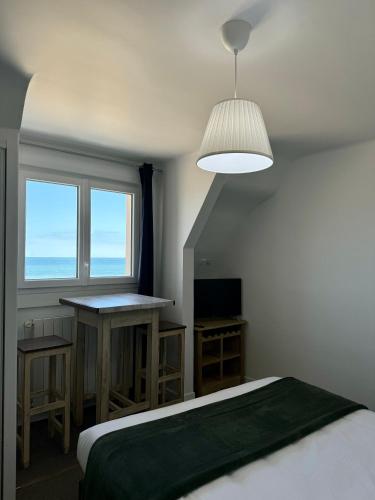 Junior Suite with Sea View - Photo 9