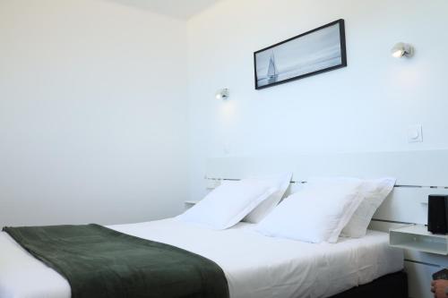 Junior Suite with Sea View - Photo 2