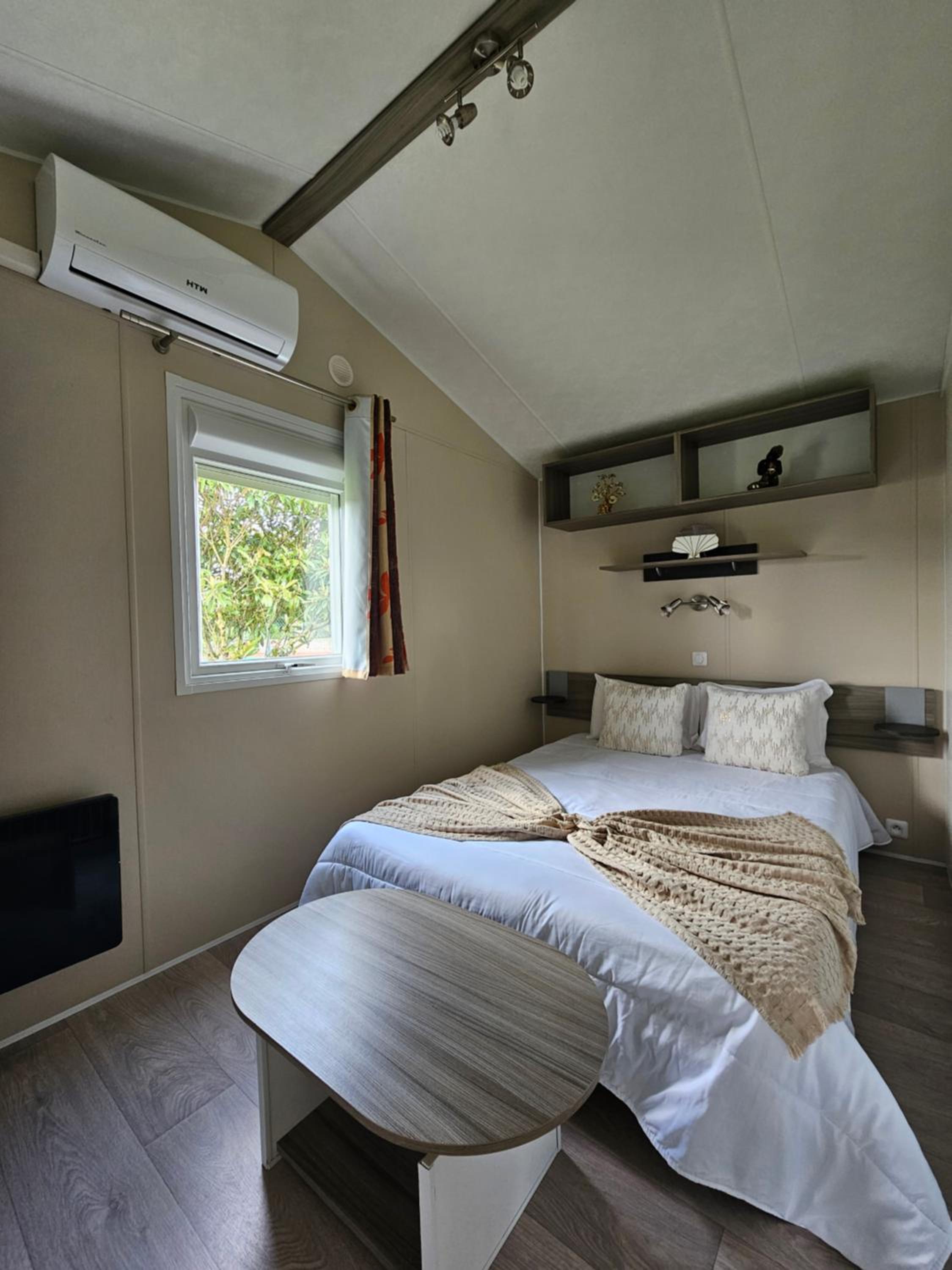 Two-Bedroom Bungalow photo 2