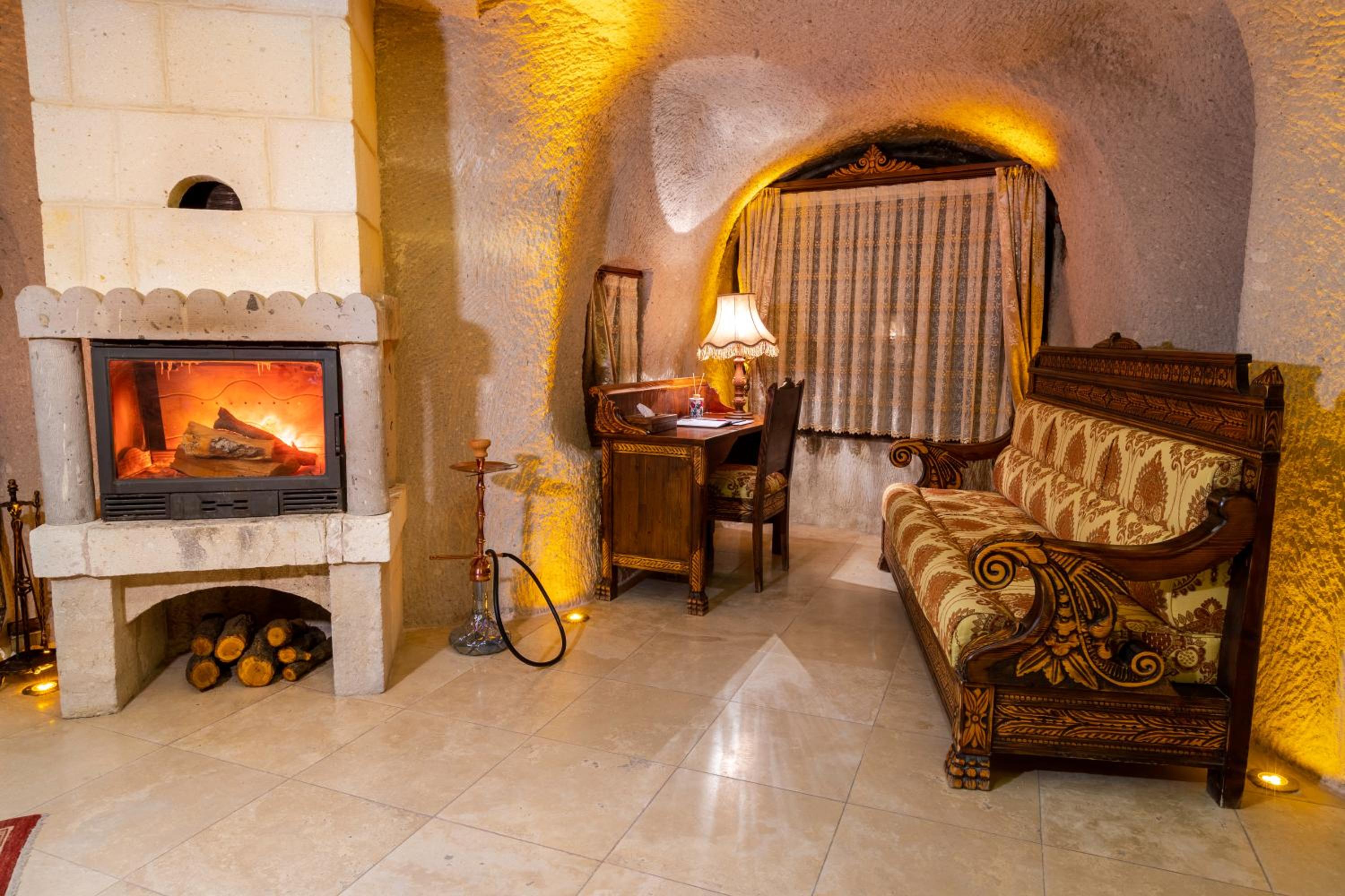 King Suite - Photo 16