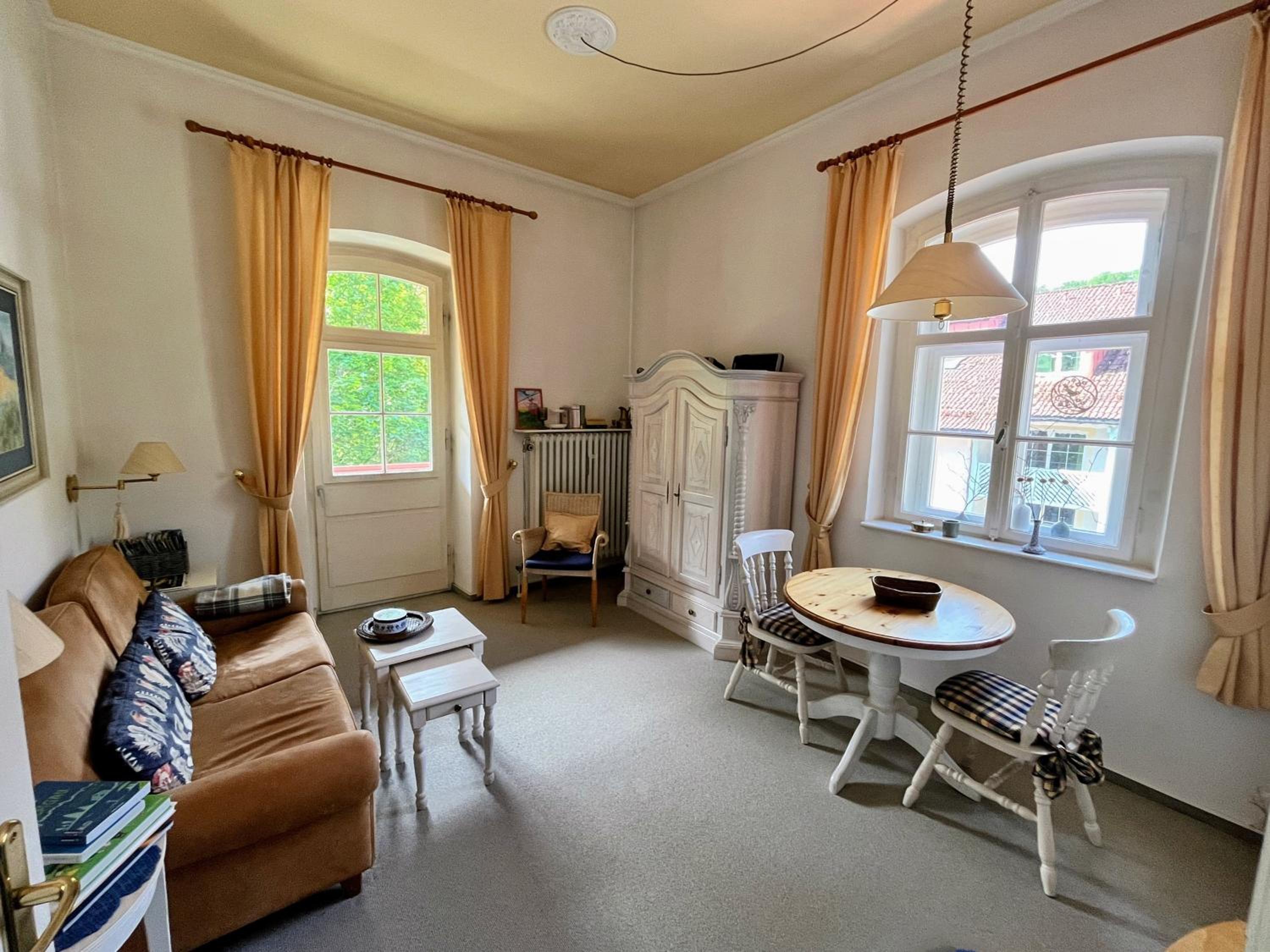 Superior One-Bedroom Apartment with Balcony