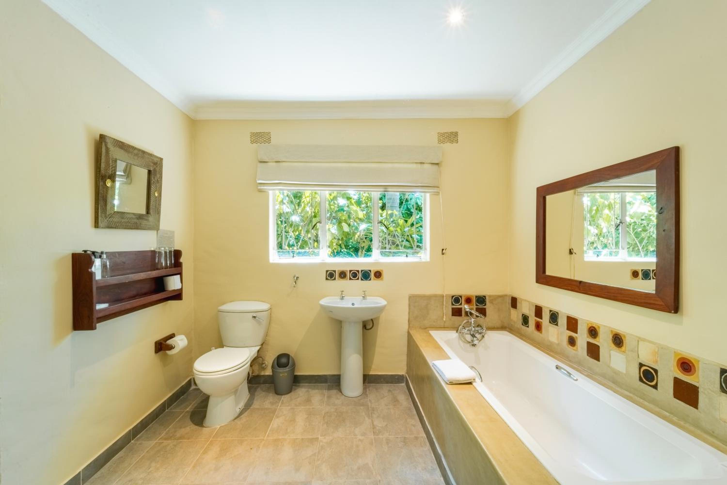 Classic Triple Suite