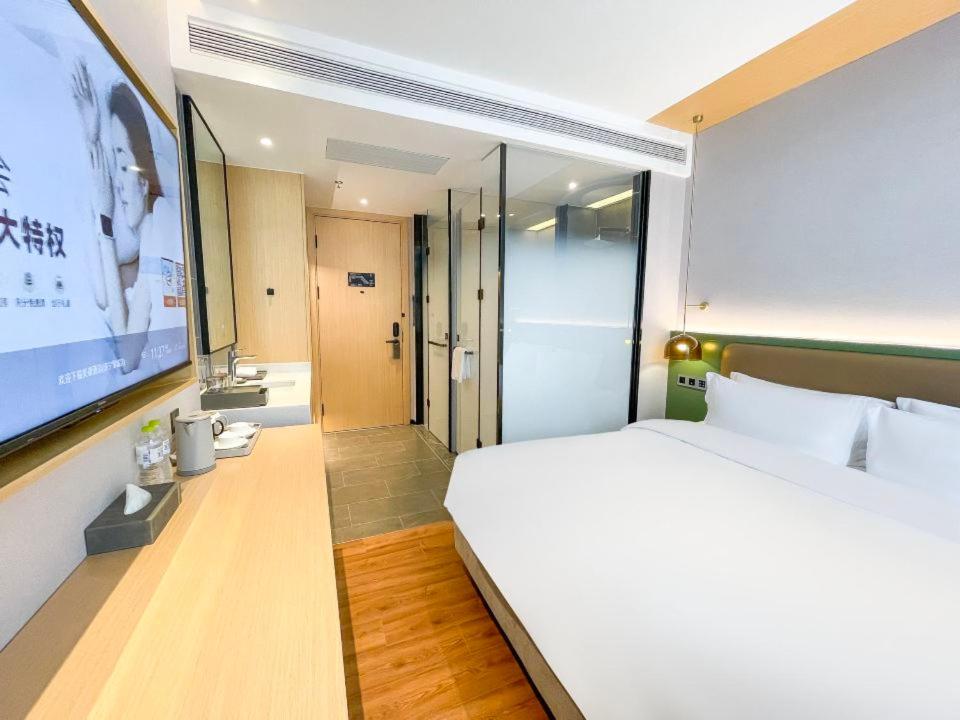 Elegant Double Room photo 3