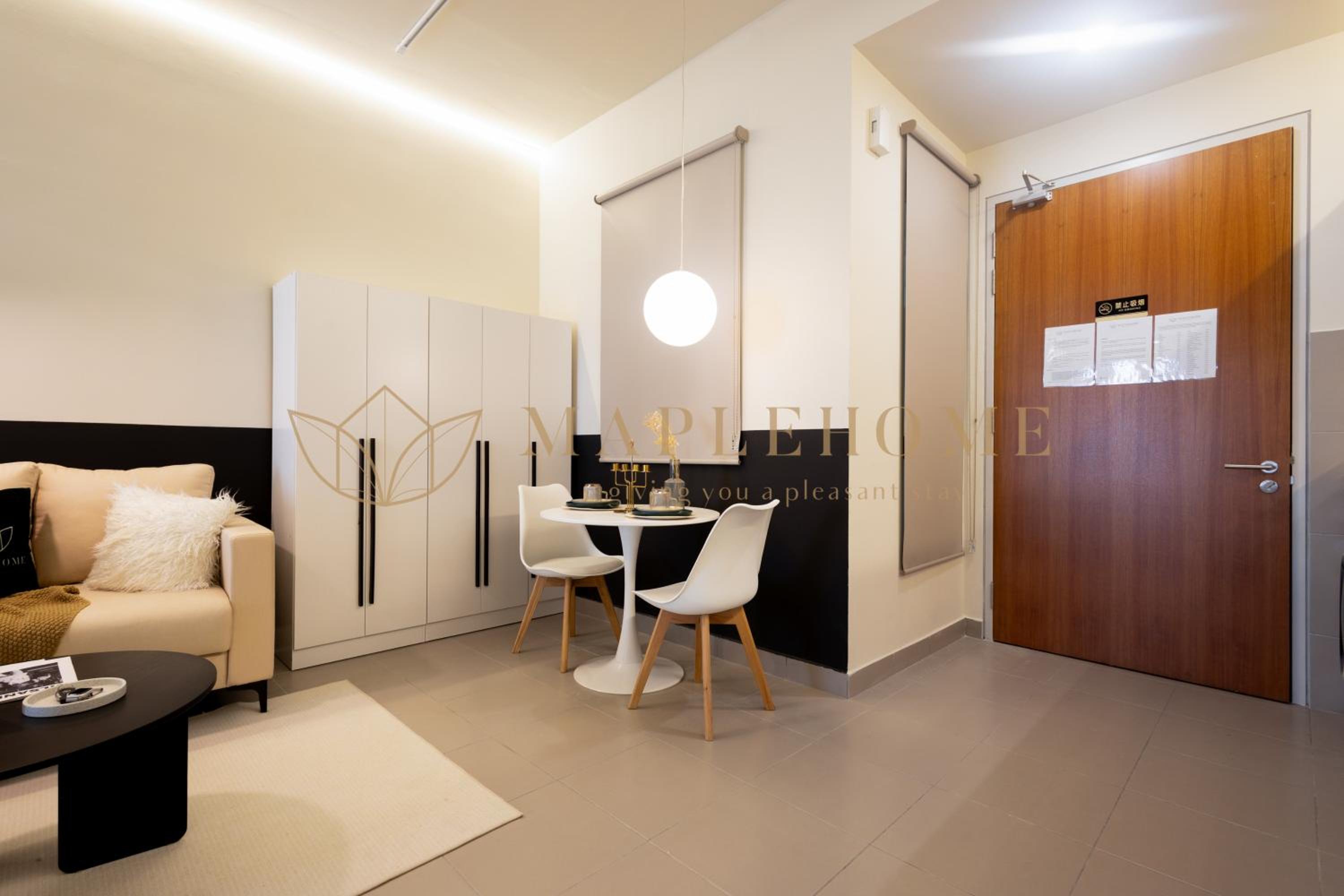 Deluxe Family Suite - Photo 3