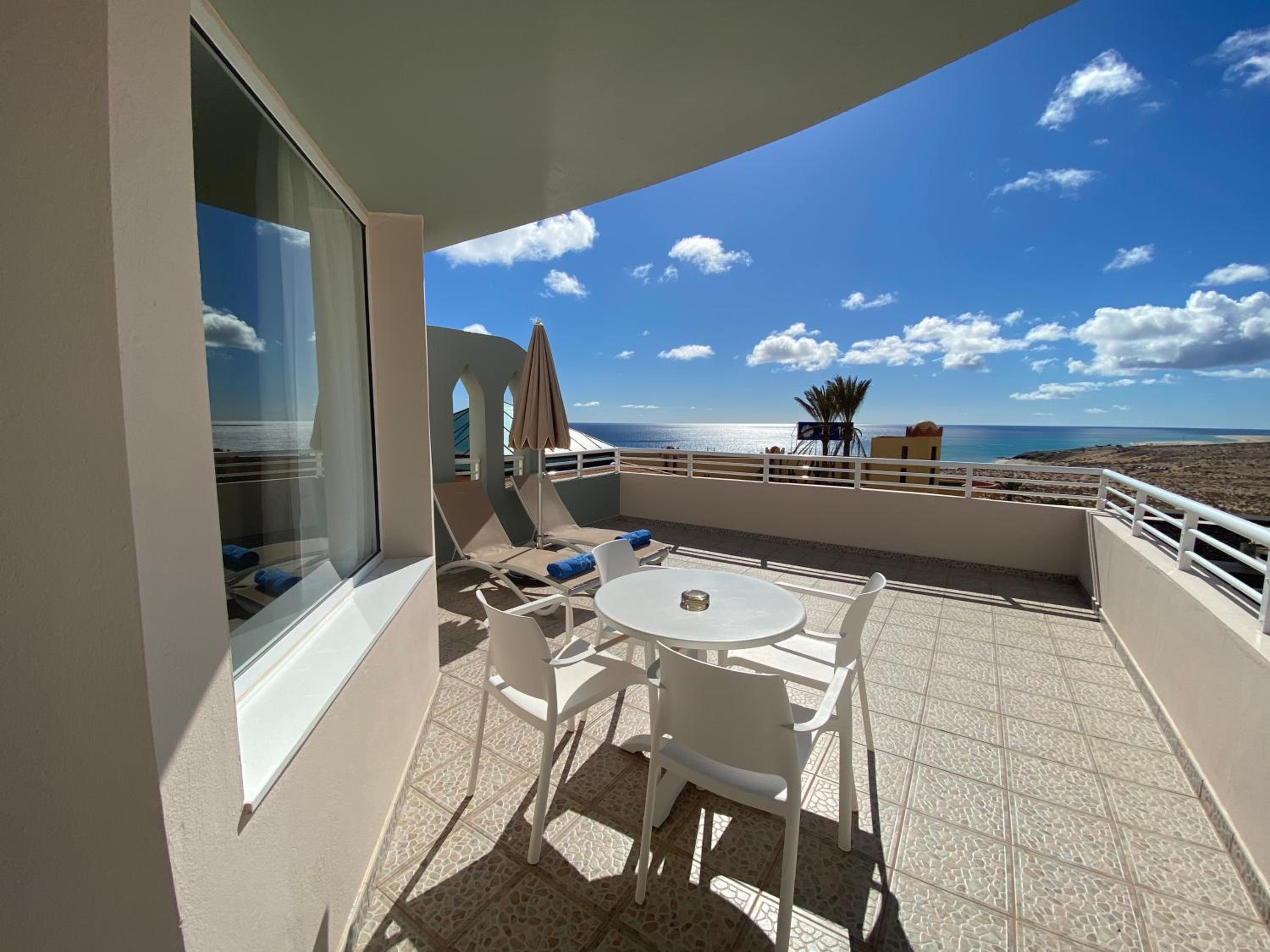Suite Junior con Vista al Mar (2 Adultos + 1 Niño) Suite Junior con Vista al Mar (2 Adultos + 1 Niño)