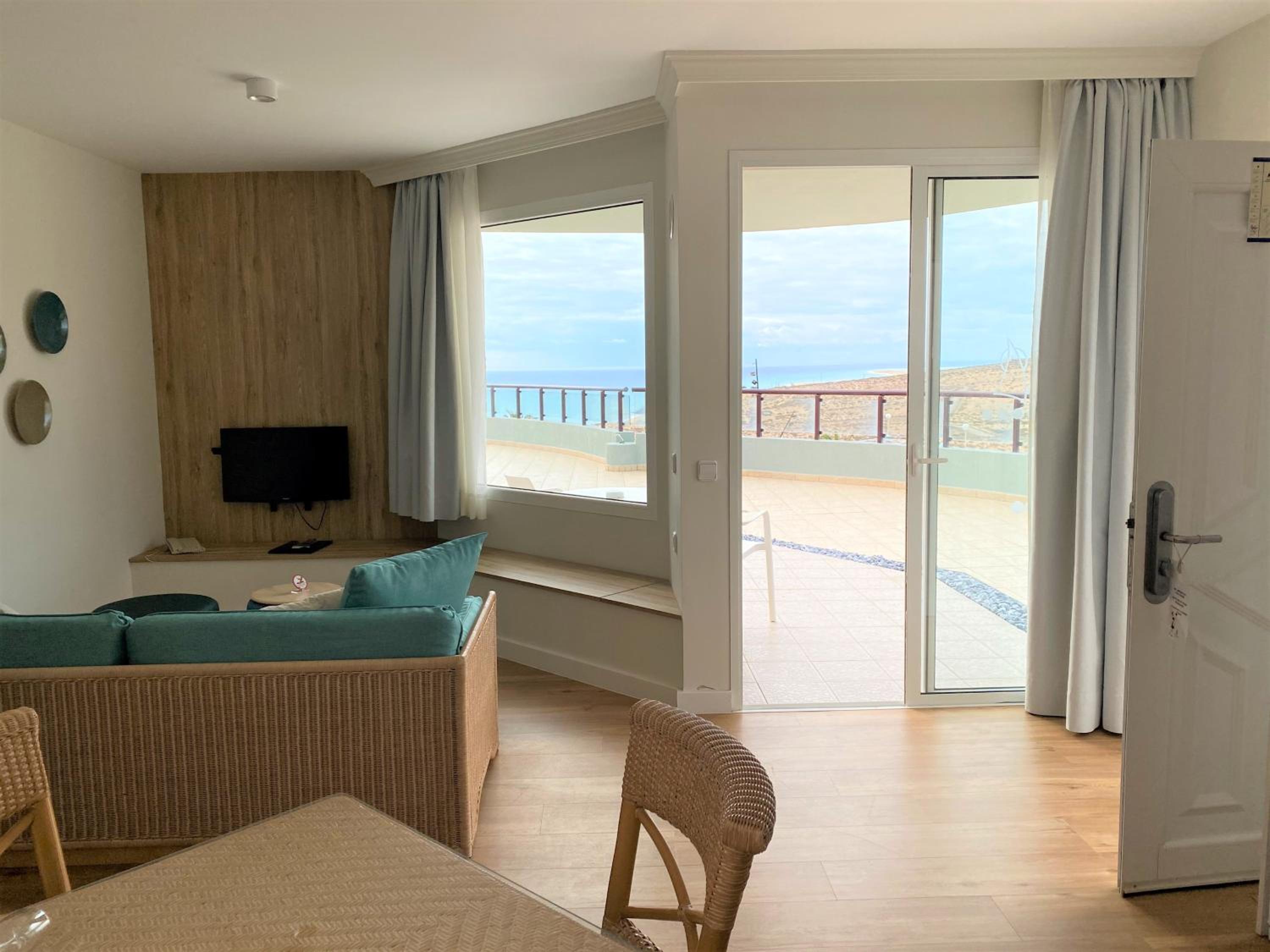 Suite Junior con vista al mar.