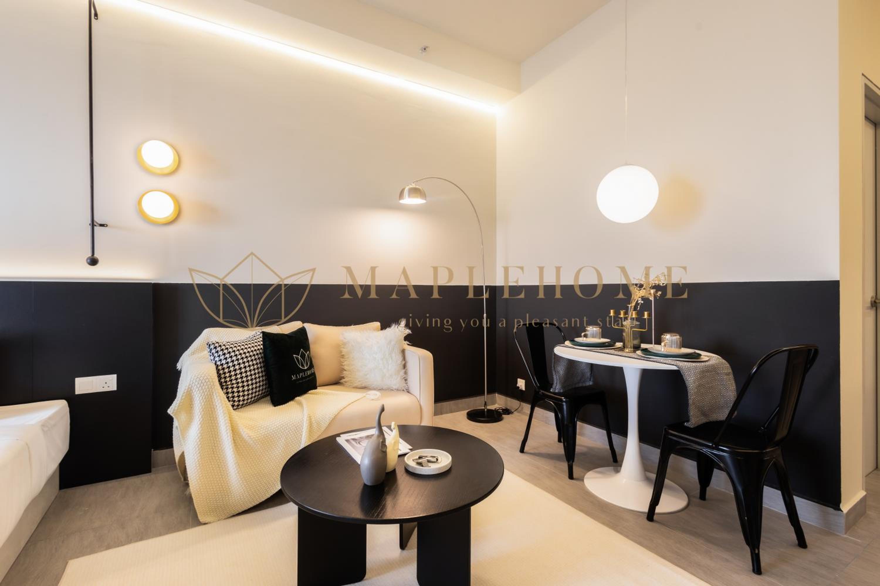 Premier Queen Suite - Photo 5