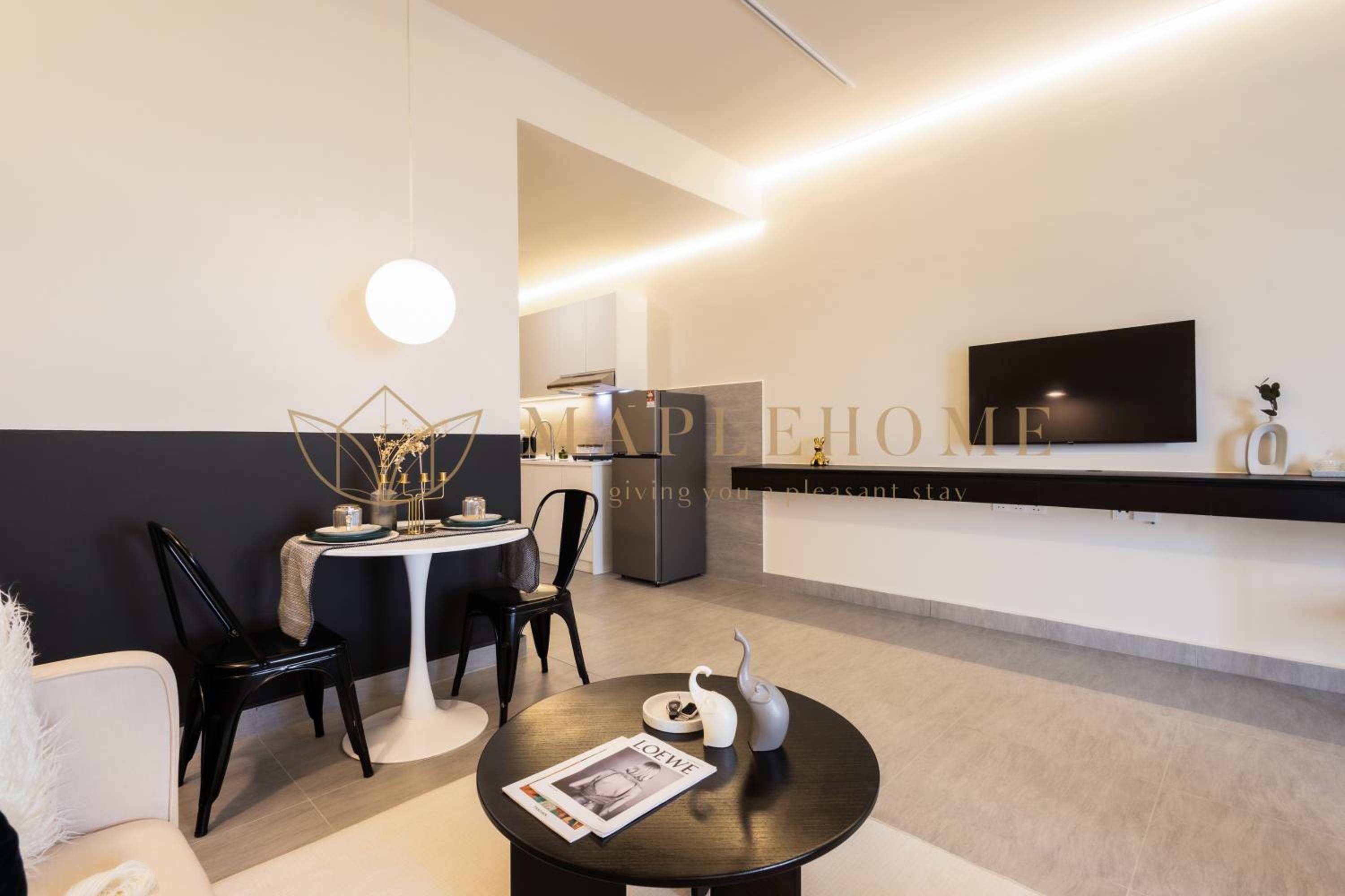 Premier Queen Suite - Photo 16