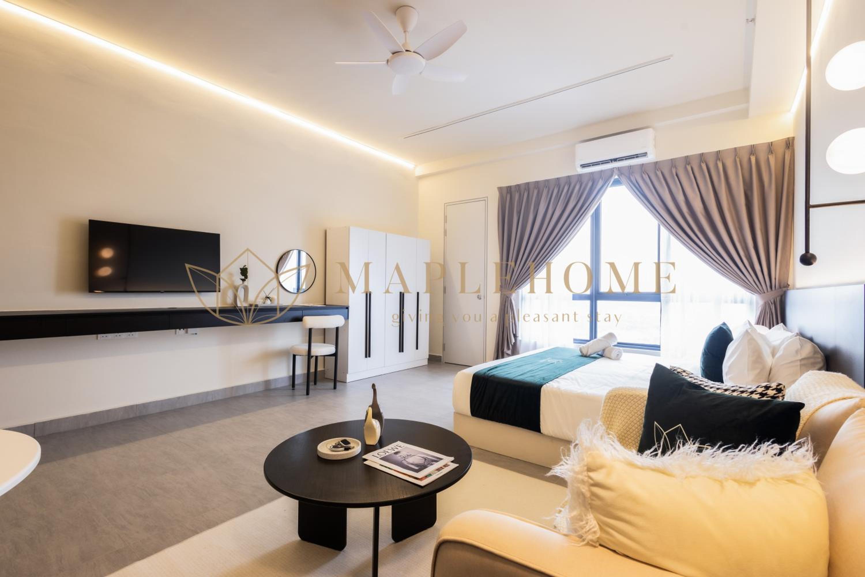 Premier Queen Suite - Photo 1