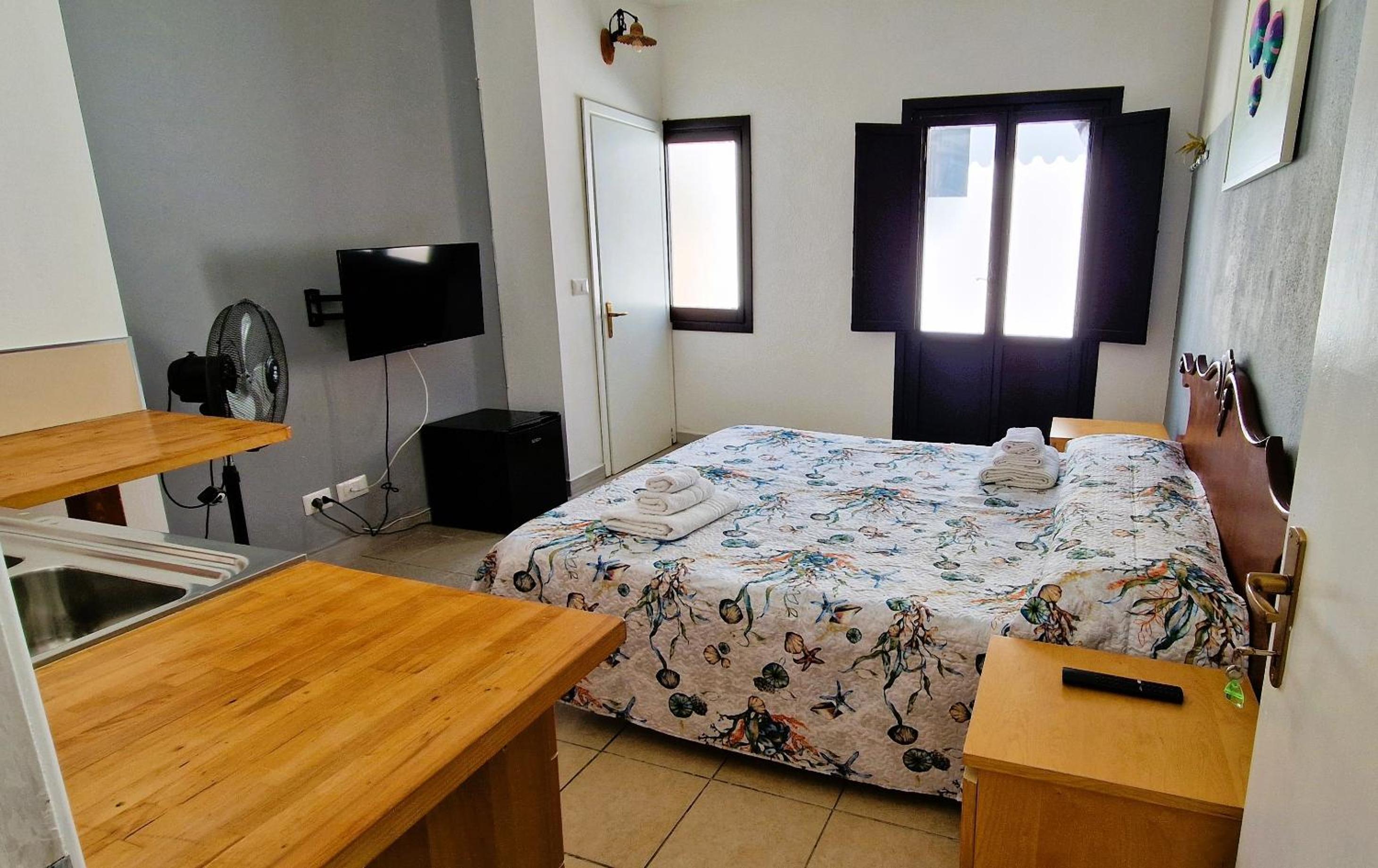 Double Room with Private Bathroom