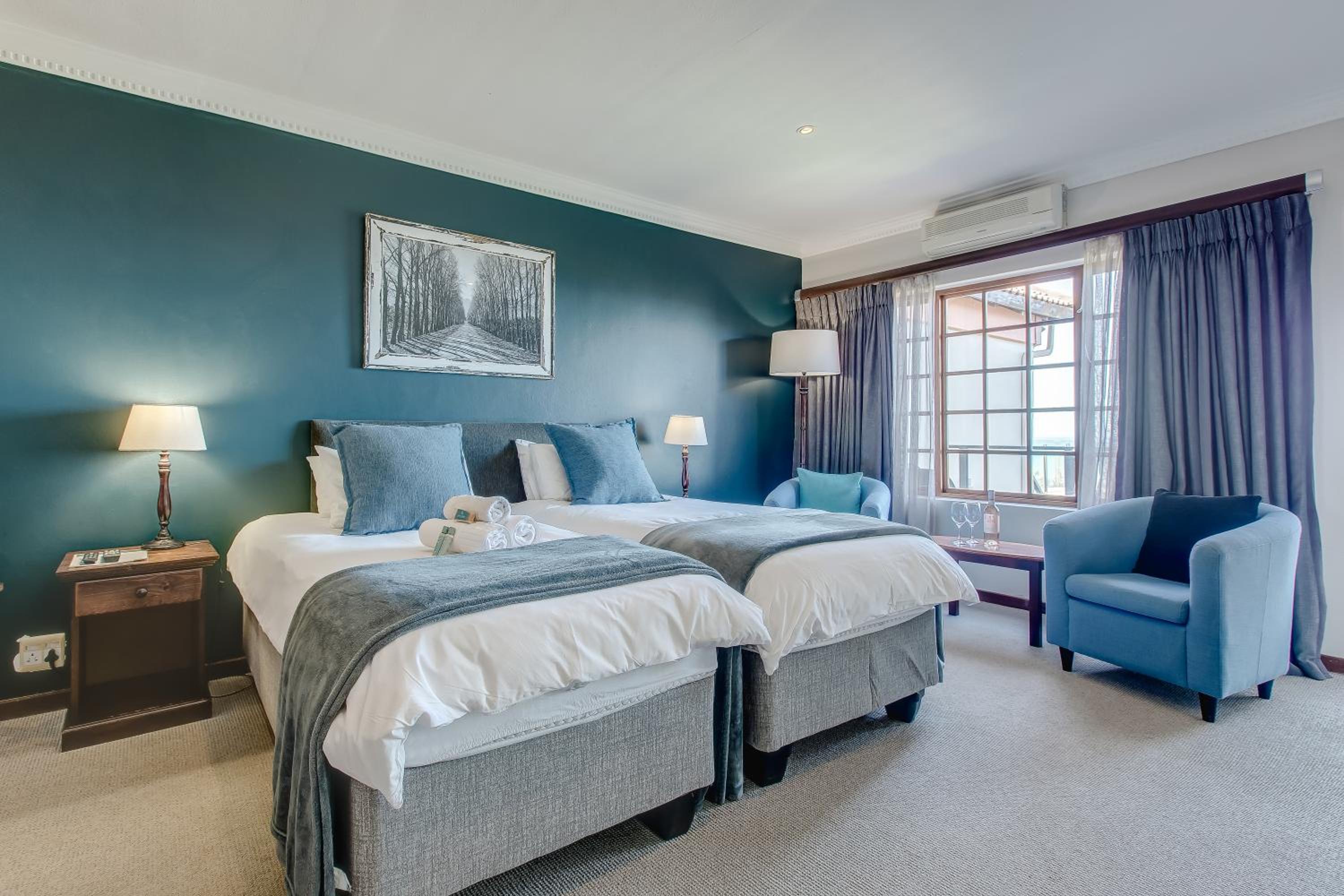 Deluxe Double or Twin Room with Sea View photo 1