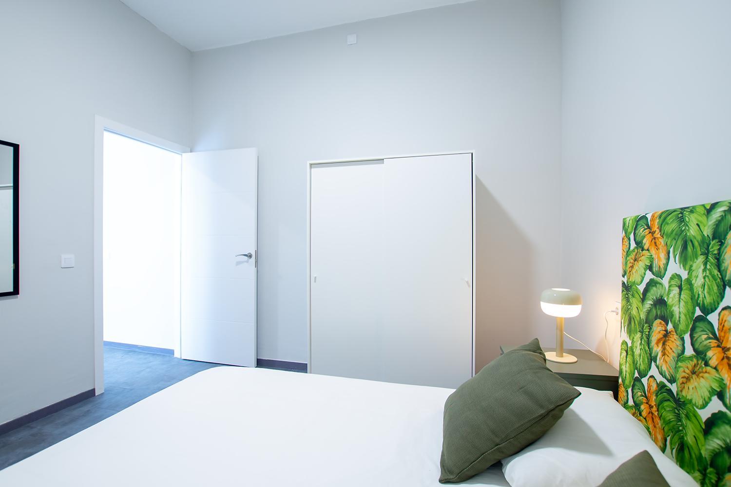 Apartamento con Balcón