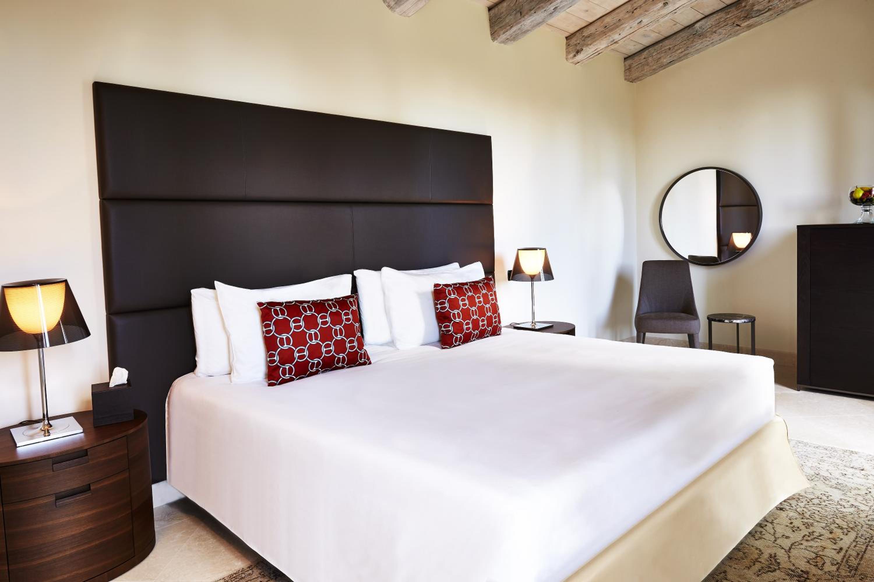 Giardini Two Bedroom Suite (Non Smoking)