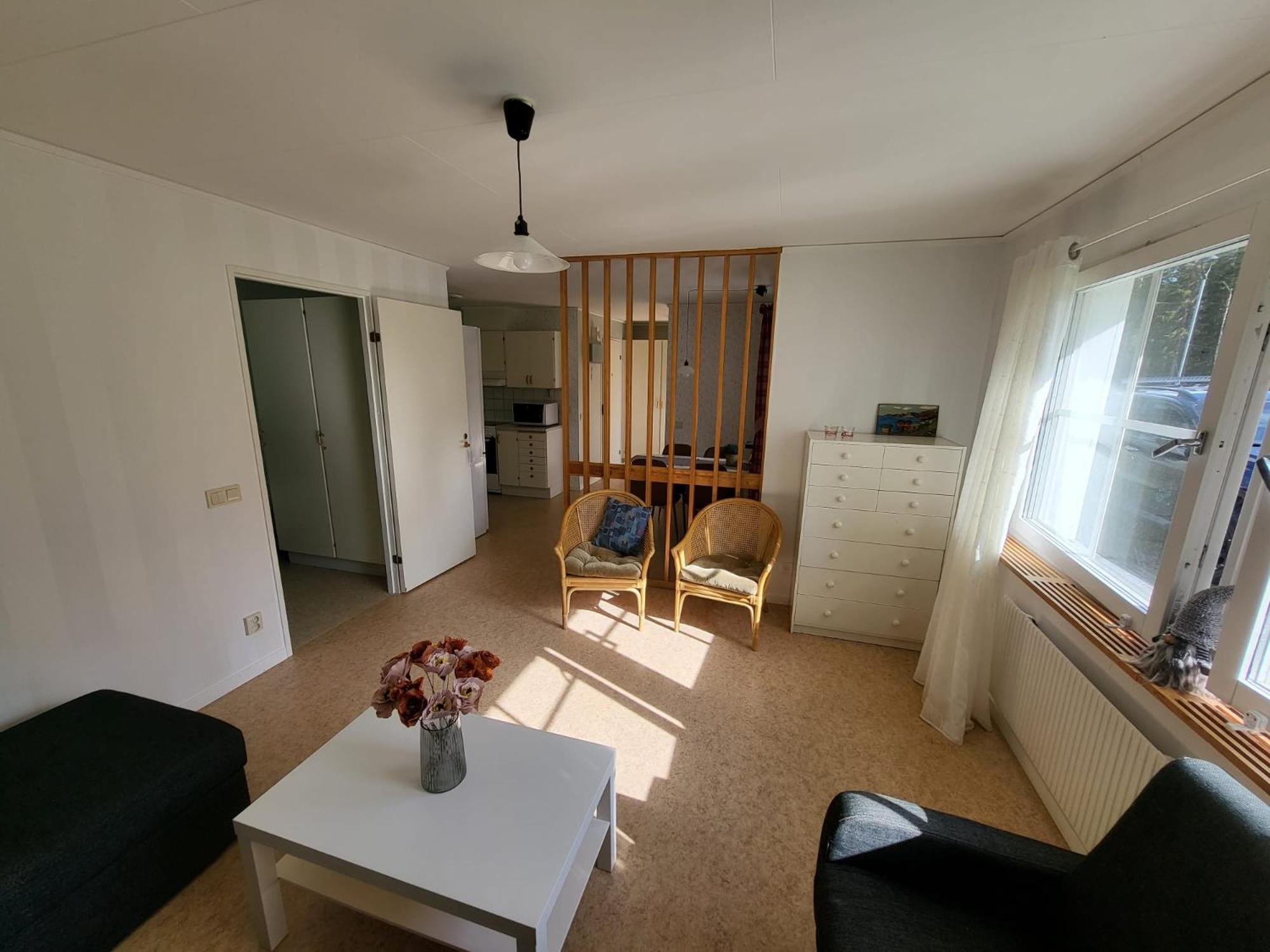 One-Bedroom House photo 1