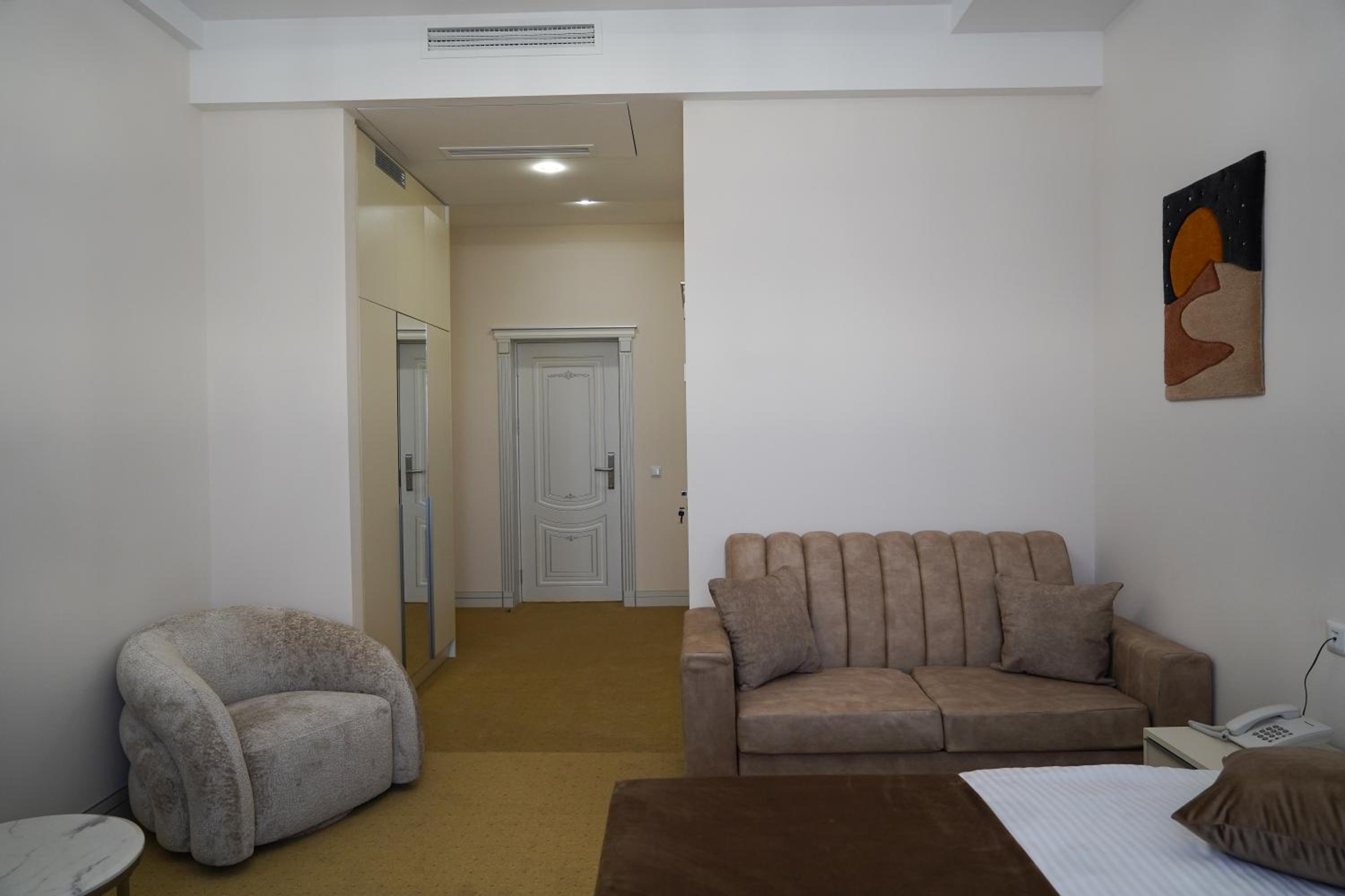 Deluxe Double Room photo 3