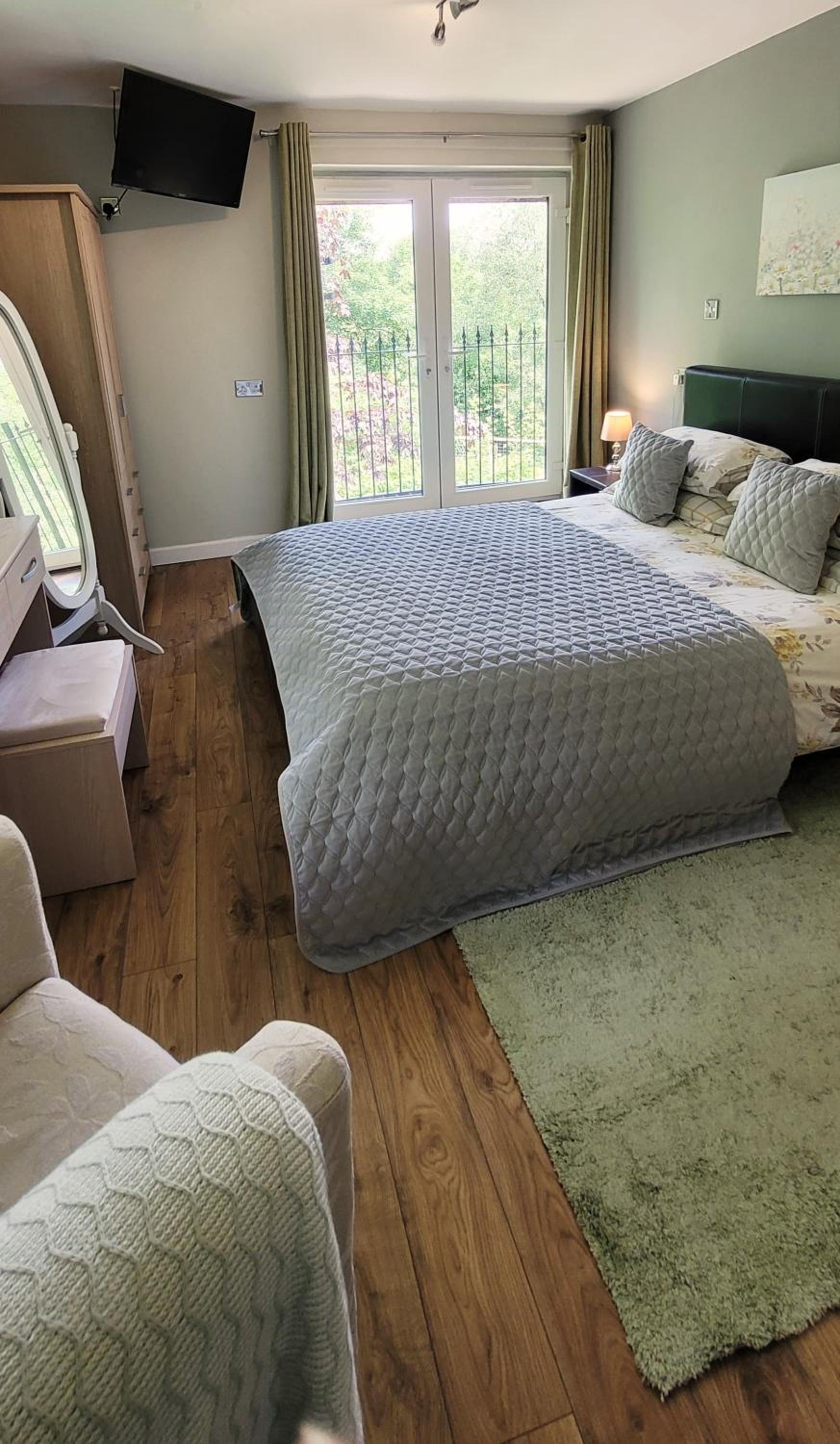 Superior King Room photo 1