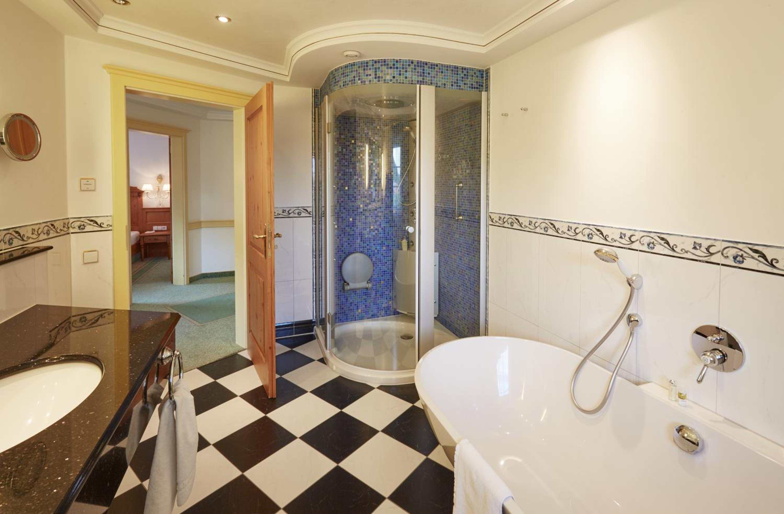 Suite with Balcony photo 2