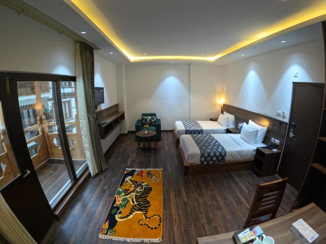 Deluxe Double or Twin Room with Balcony photo 3
