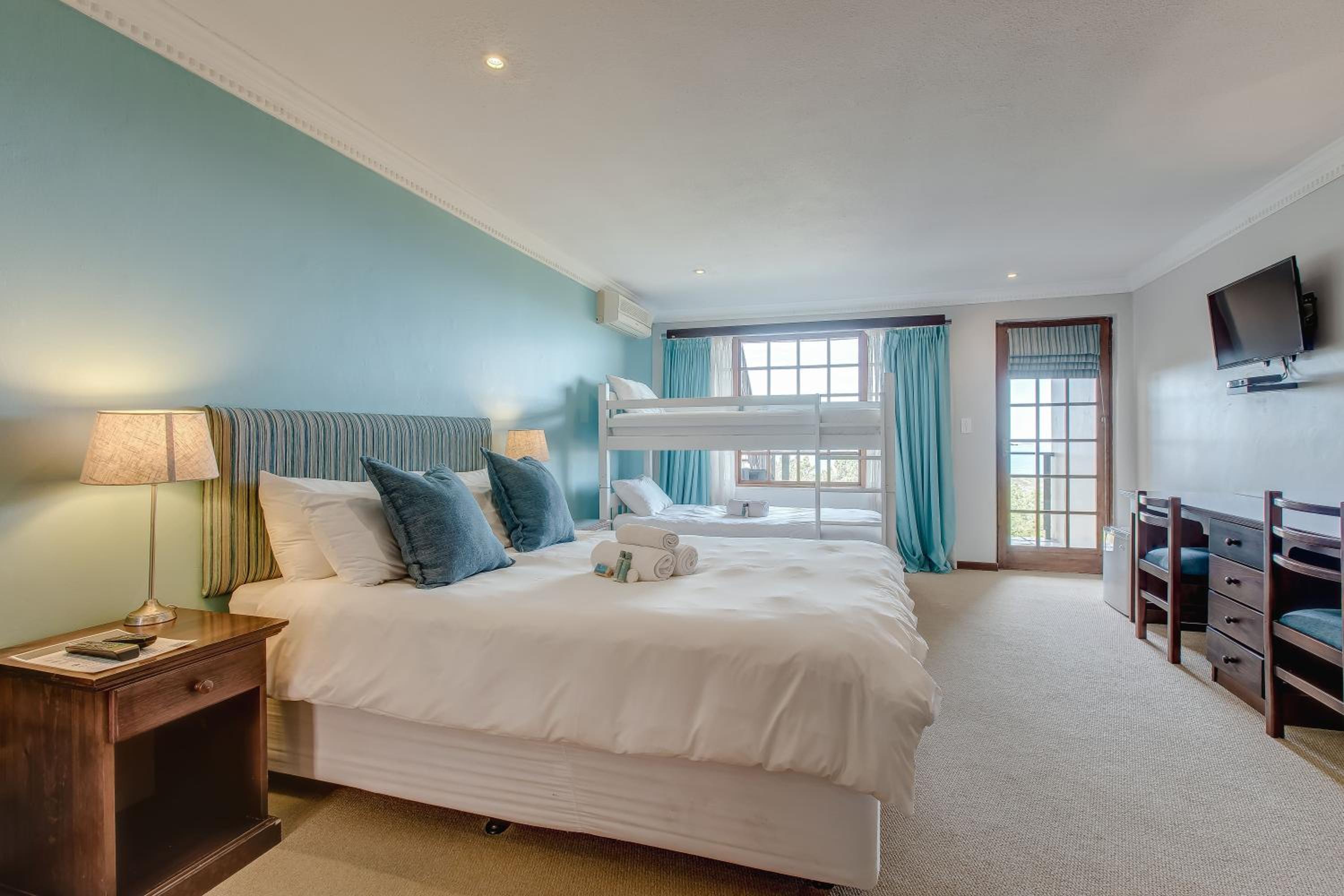 Family Room with Sea View photo 1