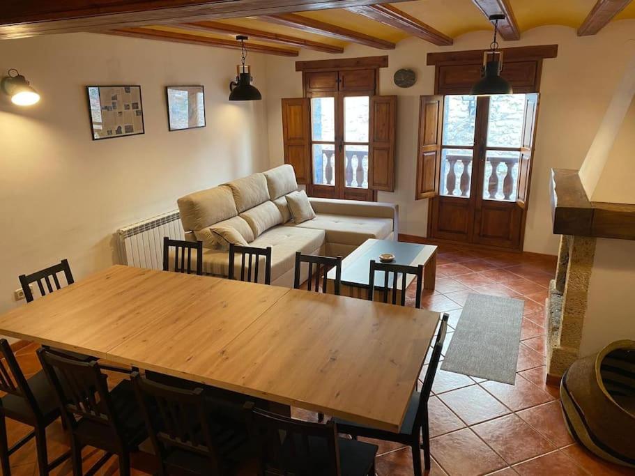 Casa de cinco habitaciones