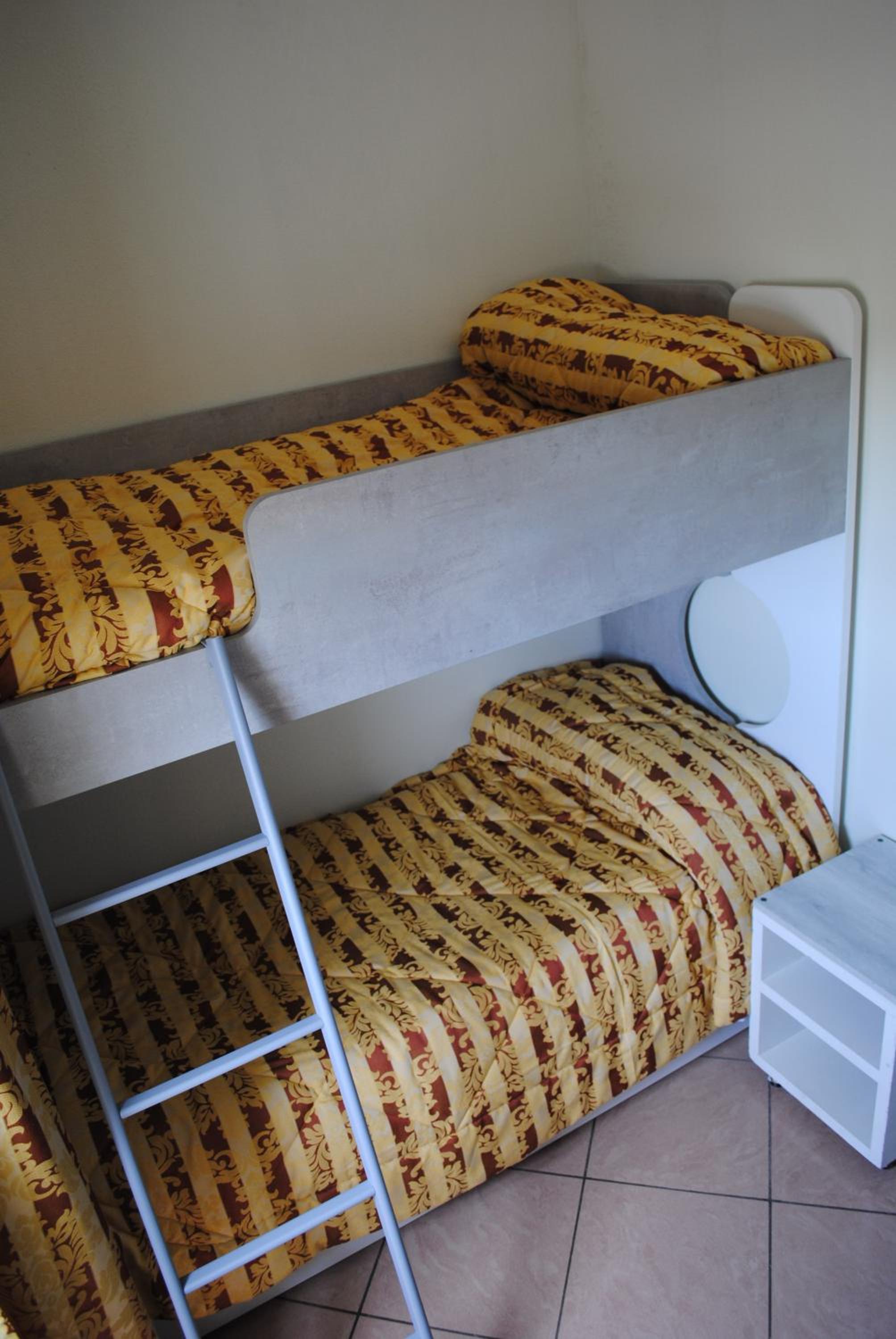 Quadruple Room - Photo 5