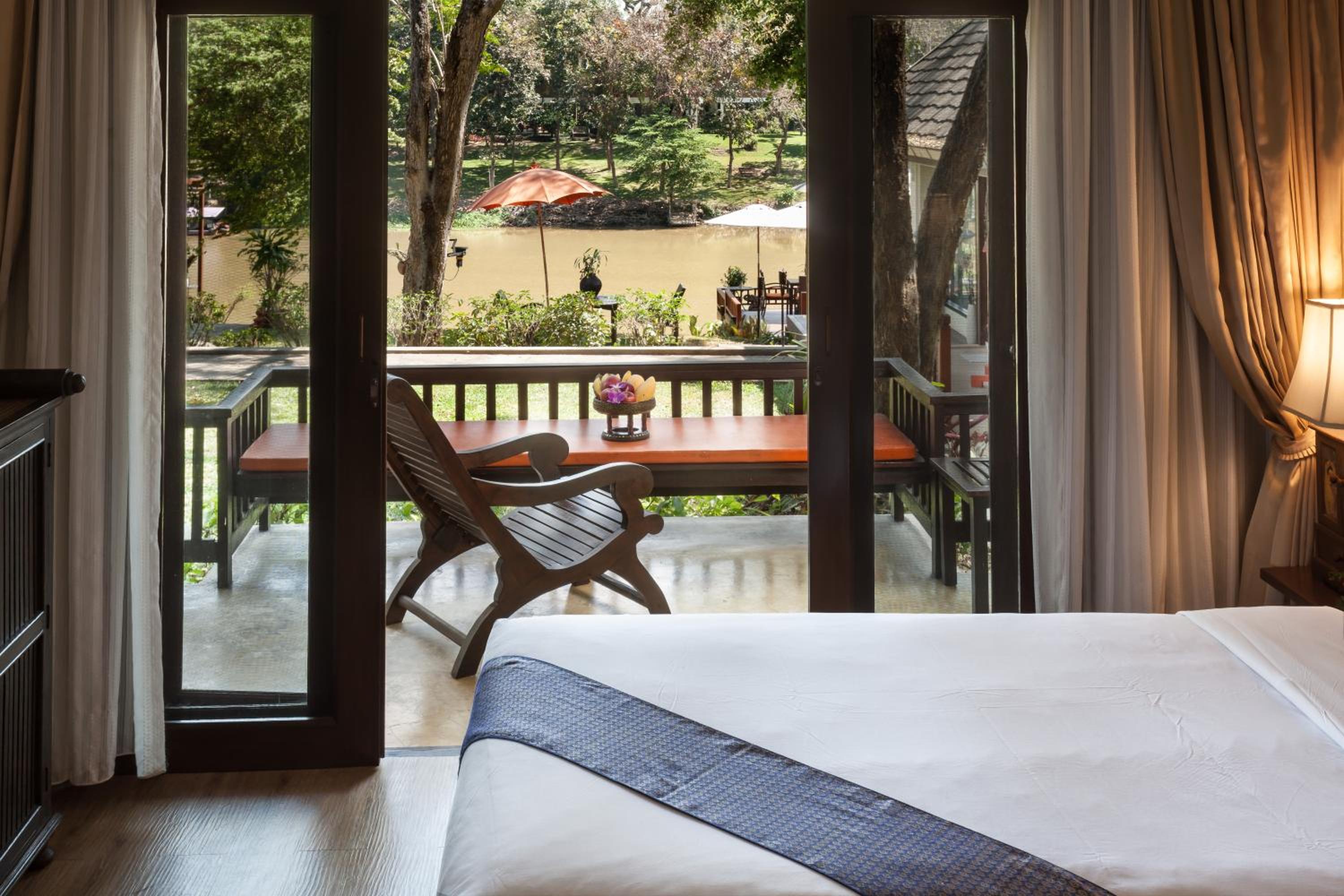 Superior Double or Twin Room with River View - Photo 3