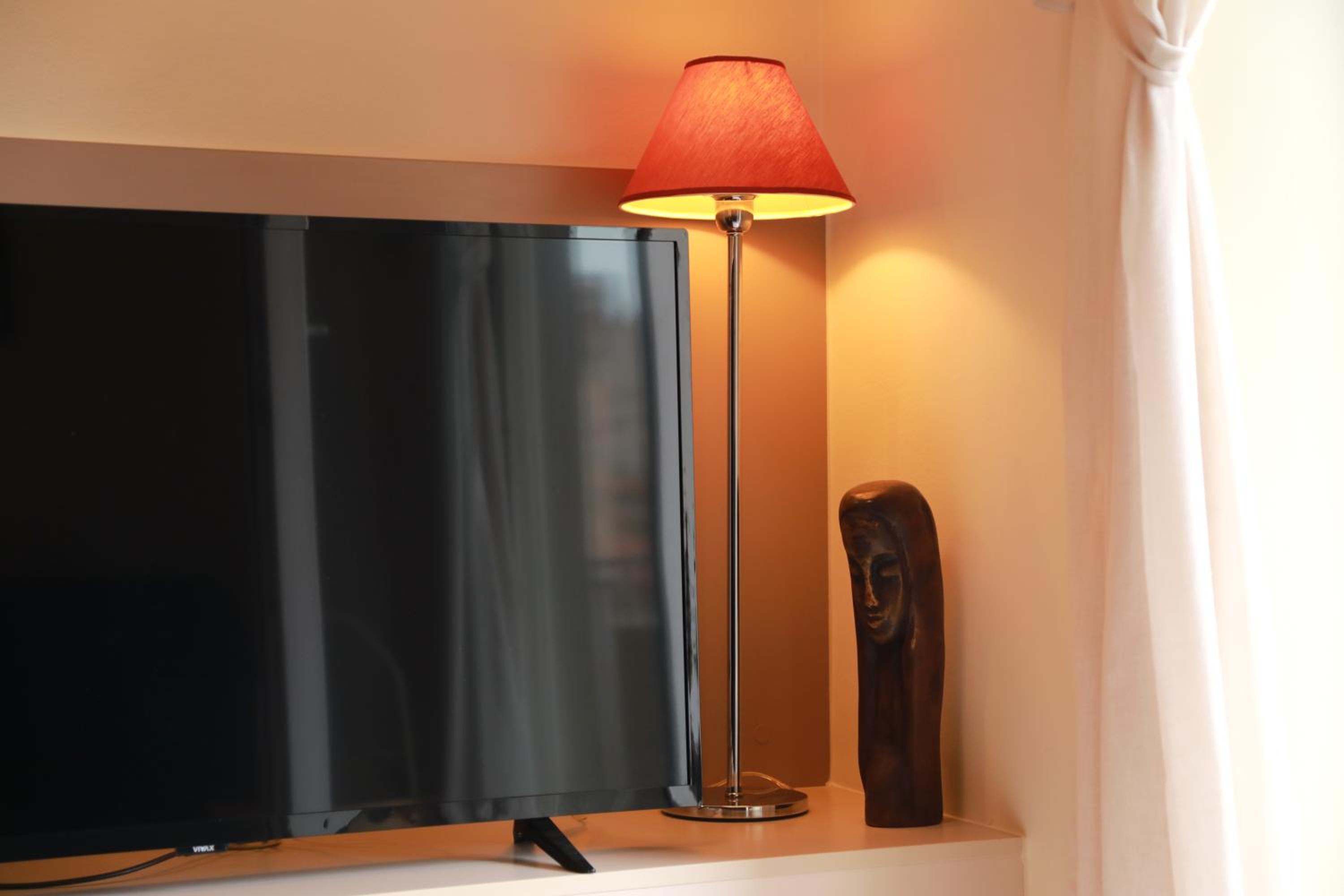 One-Bedroom Apartment with Balcony - Photo 13
