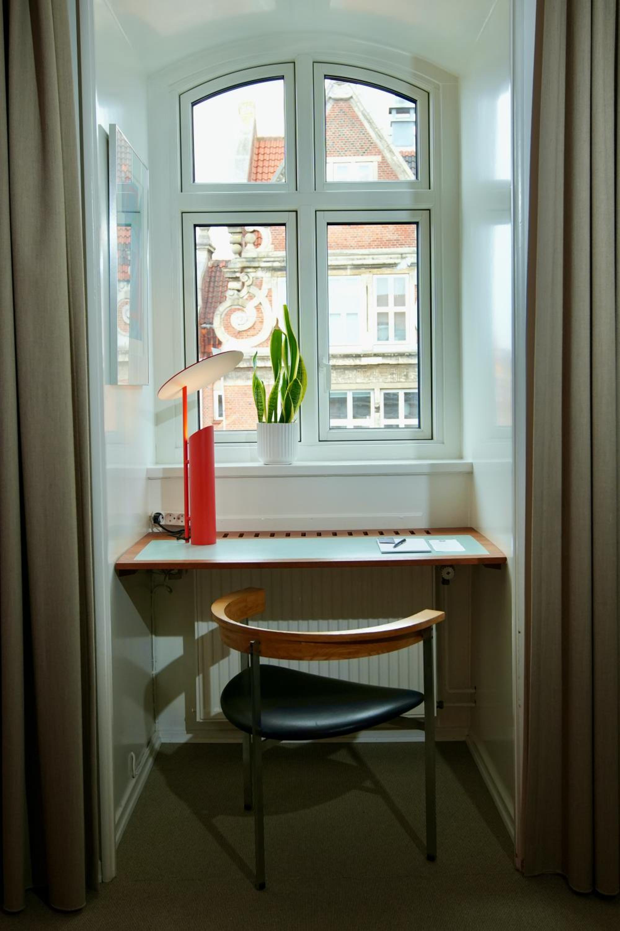 Collector's Suite - Photo 4