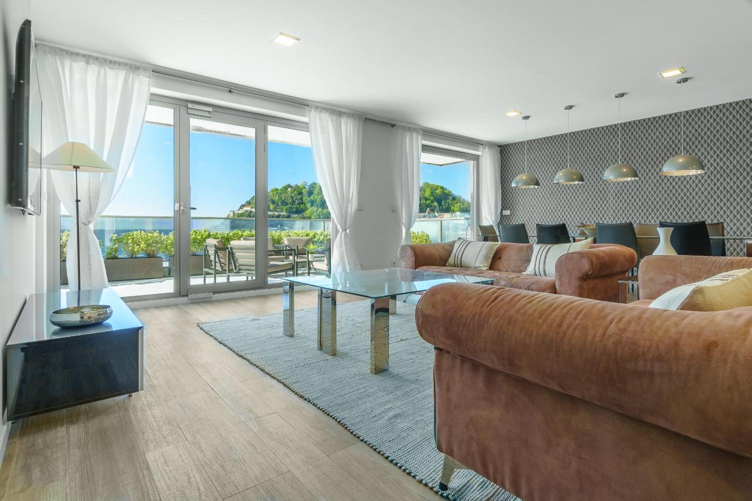 Apartamento Premium de Cinco Habitaciones.