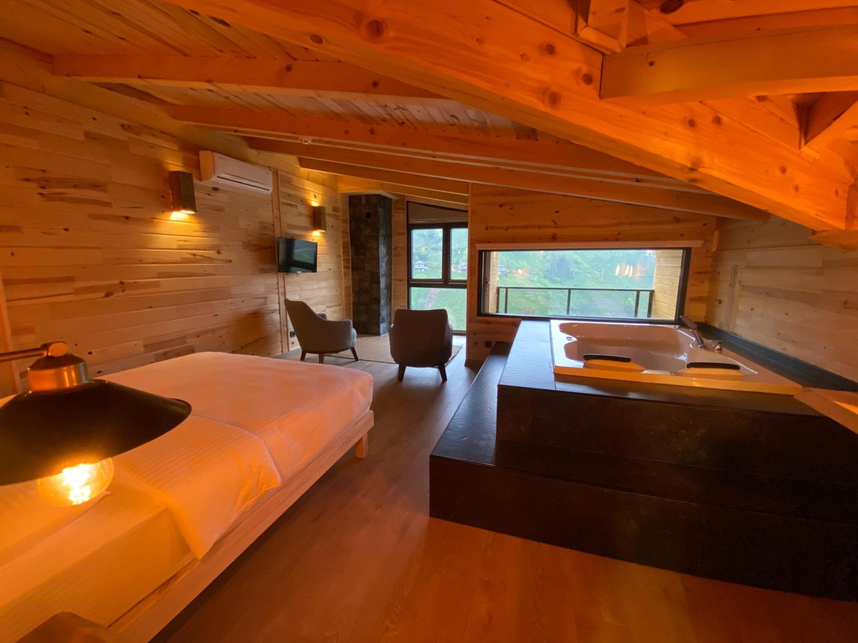 Deluxe Double Room with Balcony
