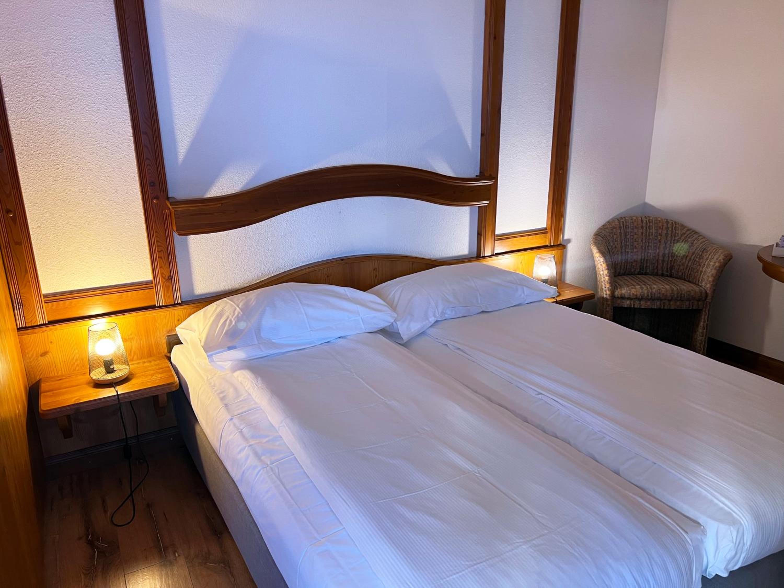 Standard Double Room - Photo 3