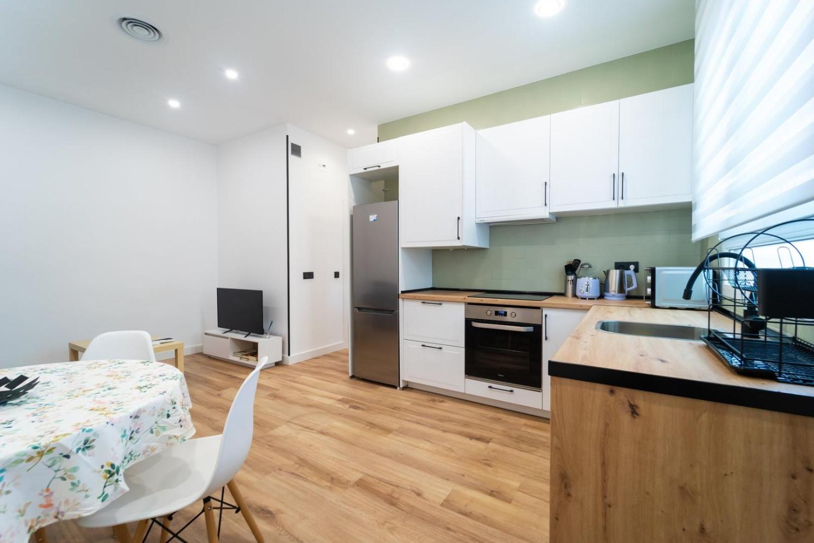 Apartment photo 3