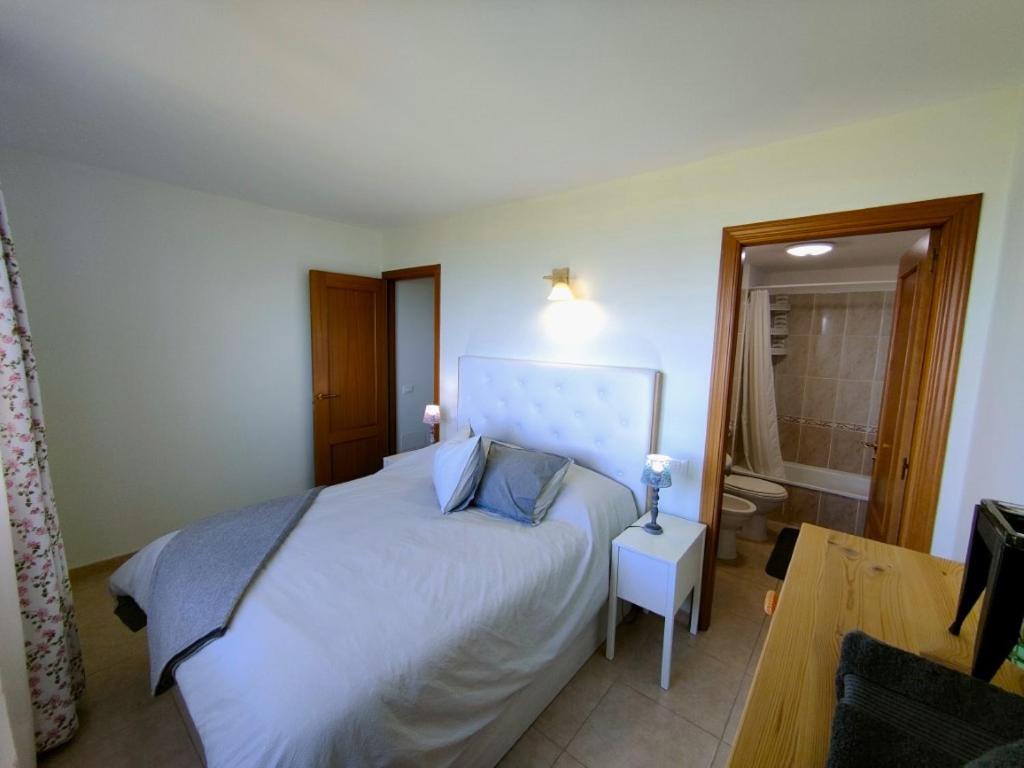 Two-Bedroom Apartment photo 3