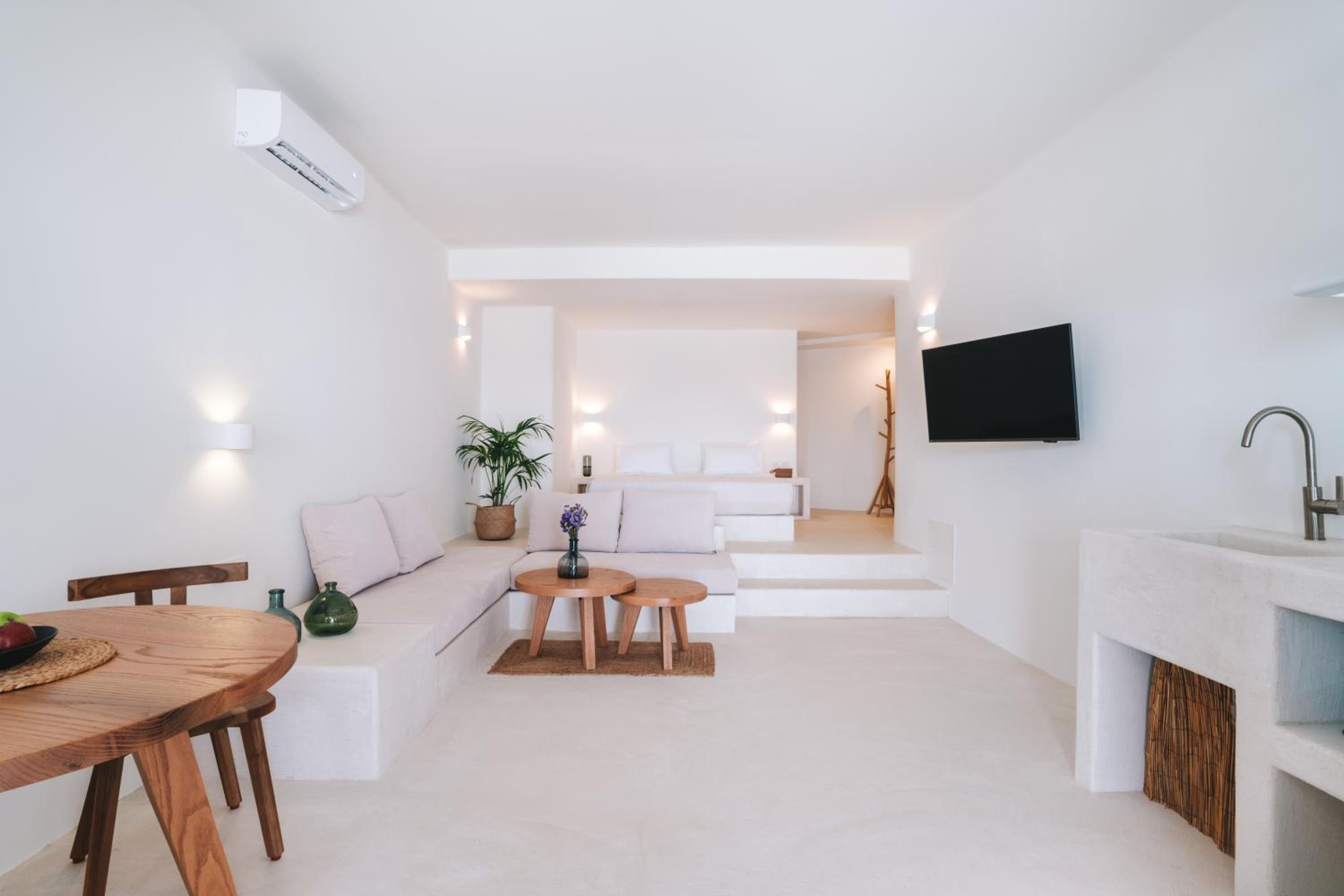 Suite with Private Pool