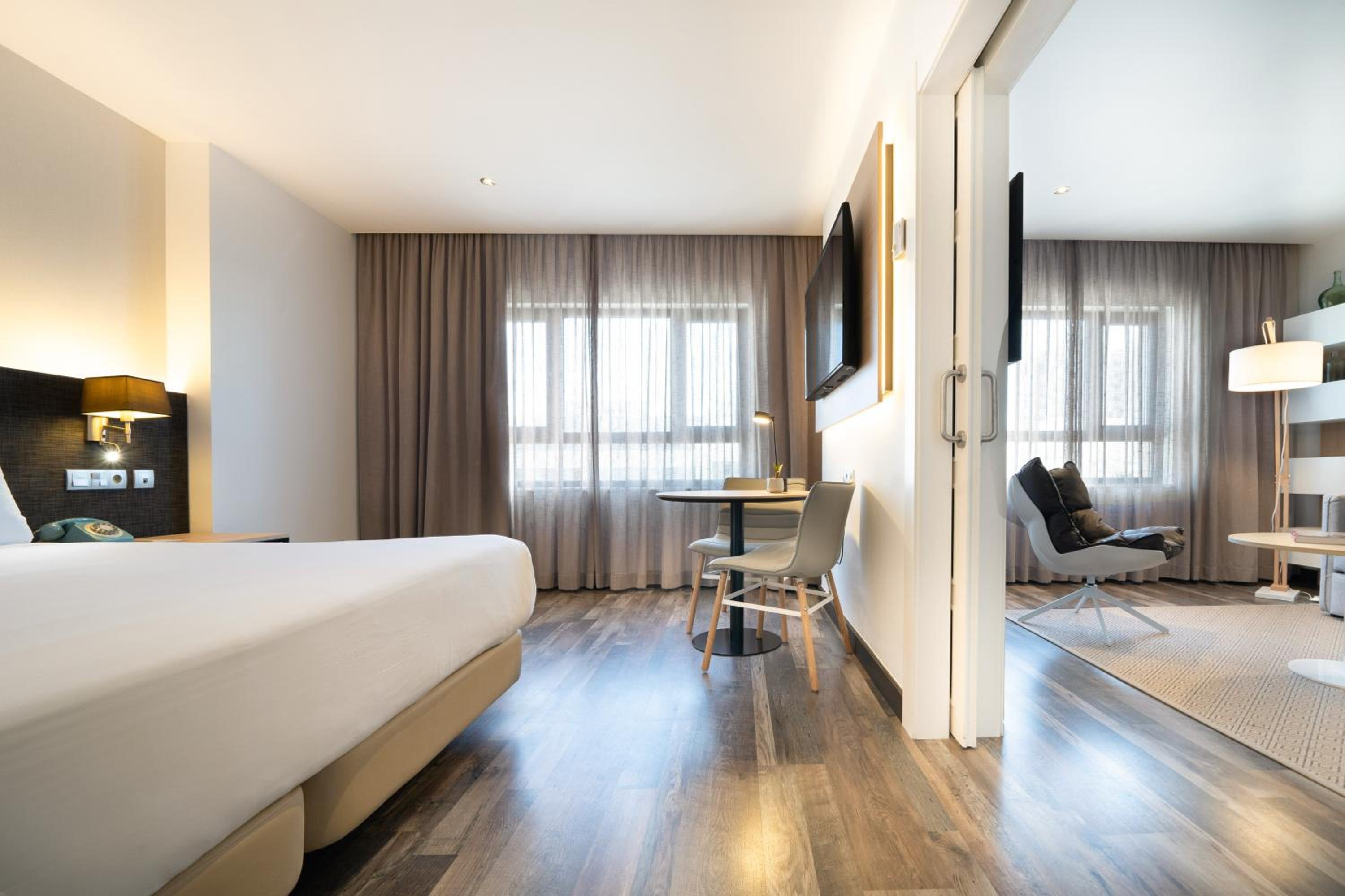 Junior Suite - Photo 1